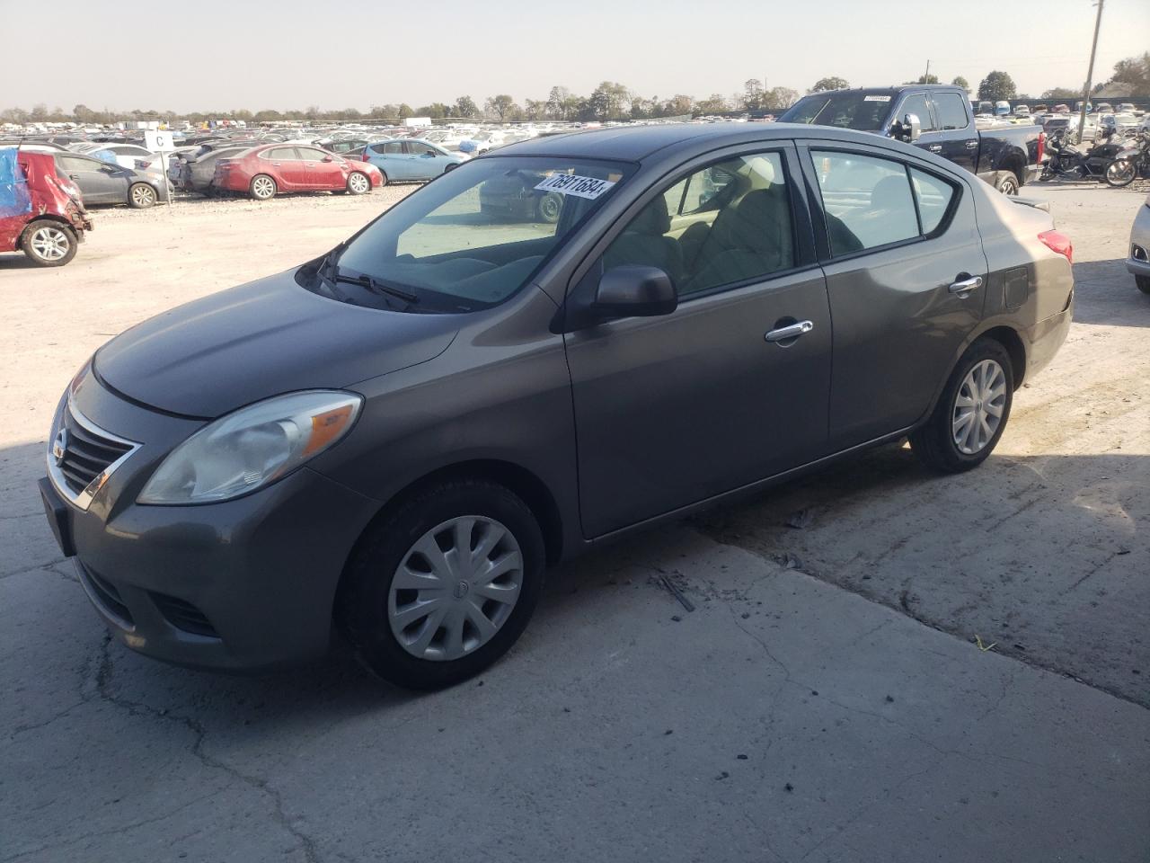 NISSAN VERSA S 2014