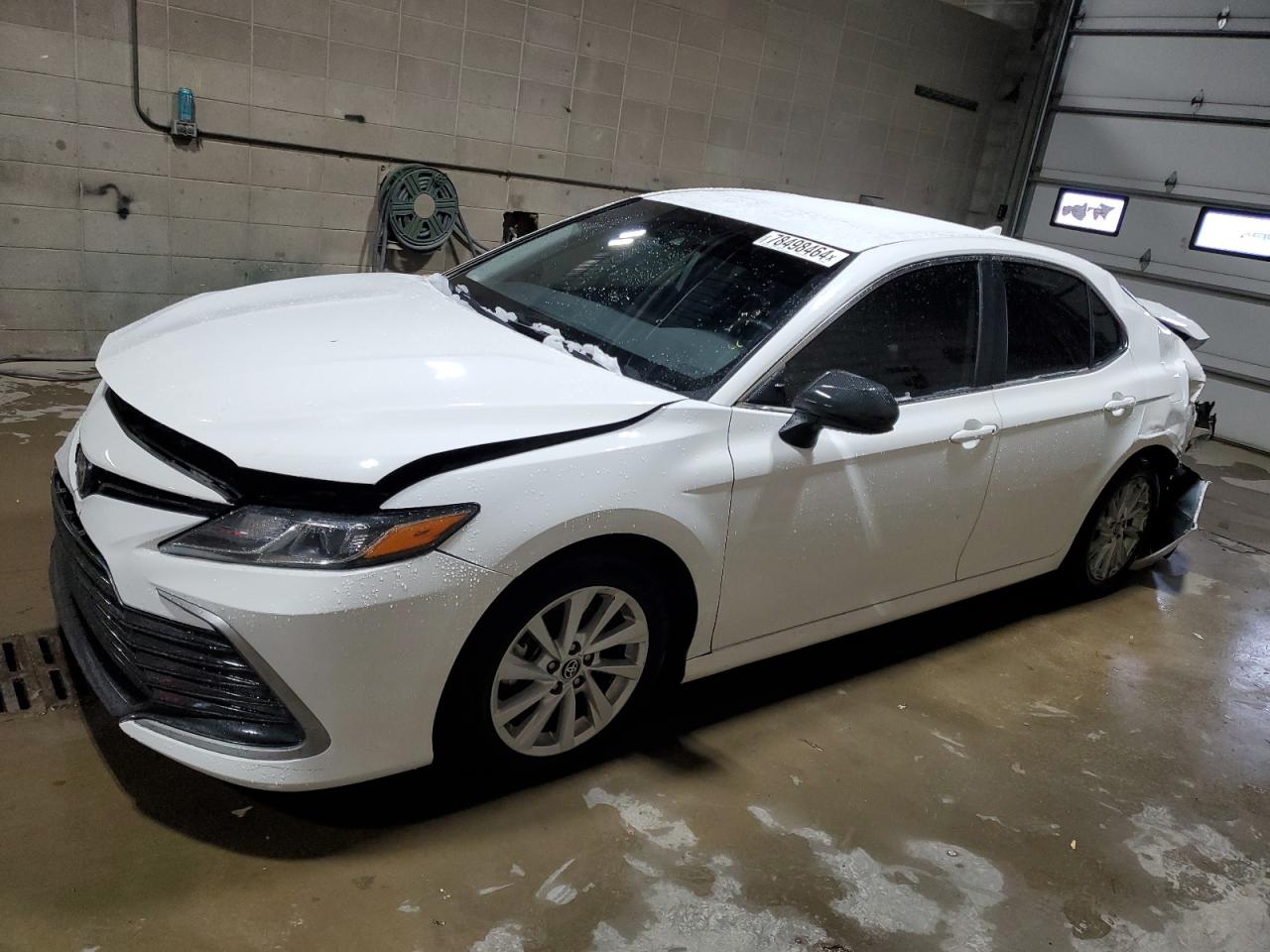 TOYOTA CAMRY LE 2021