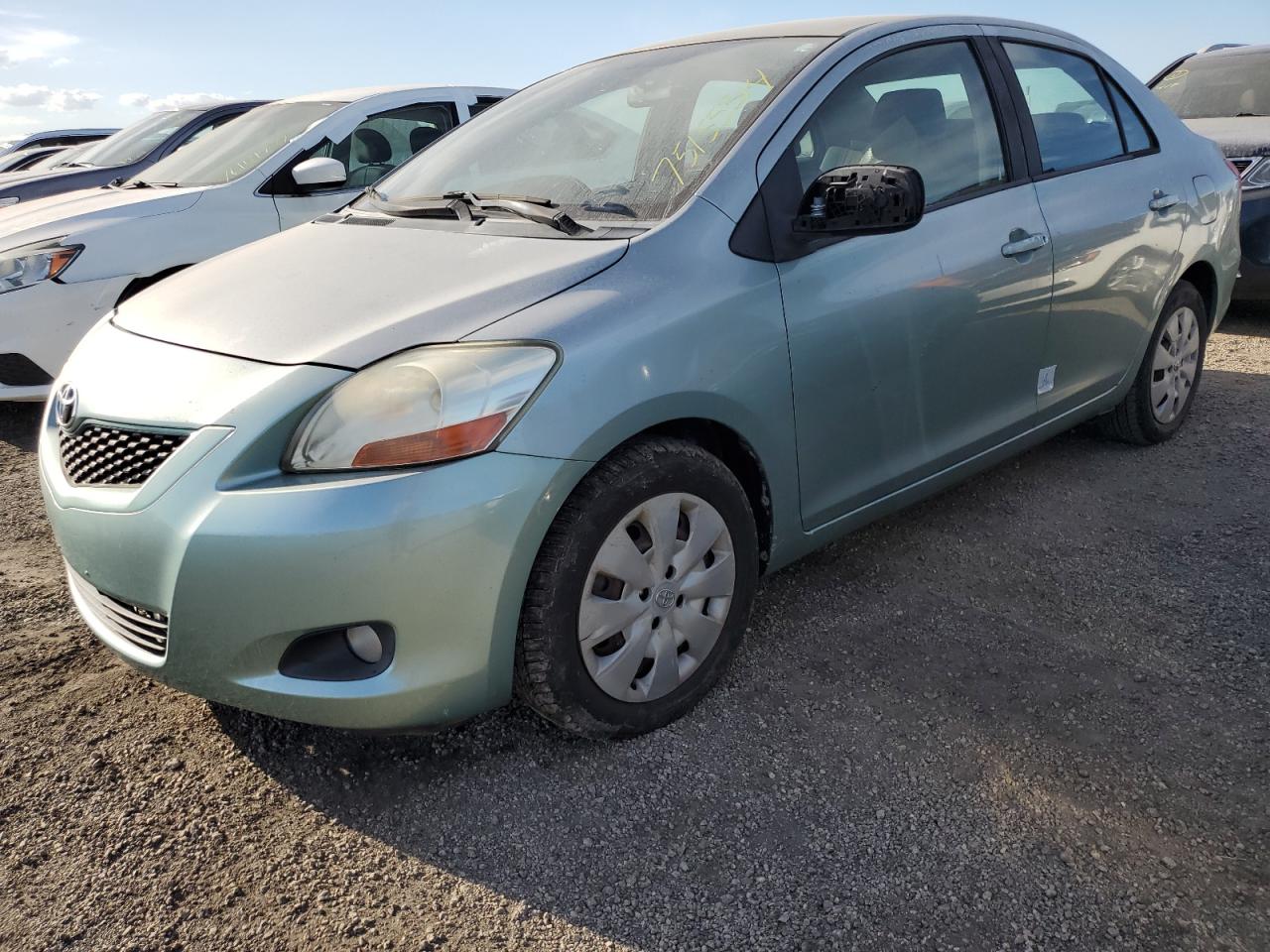 TOYOTA YARIS 2010
