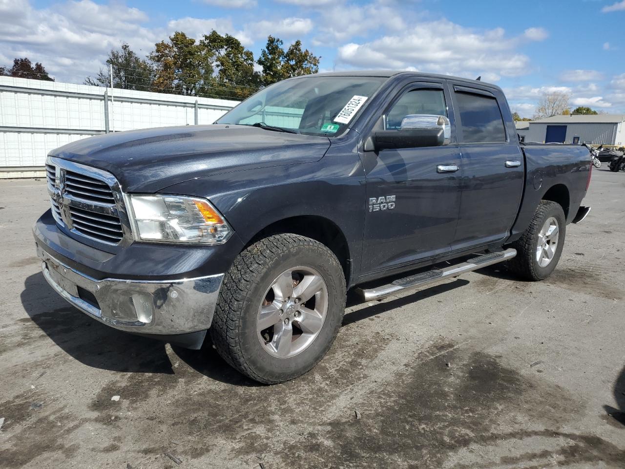 RAM 1500 SLT 2015