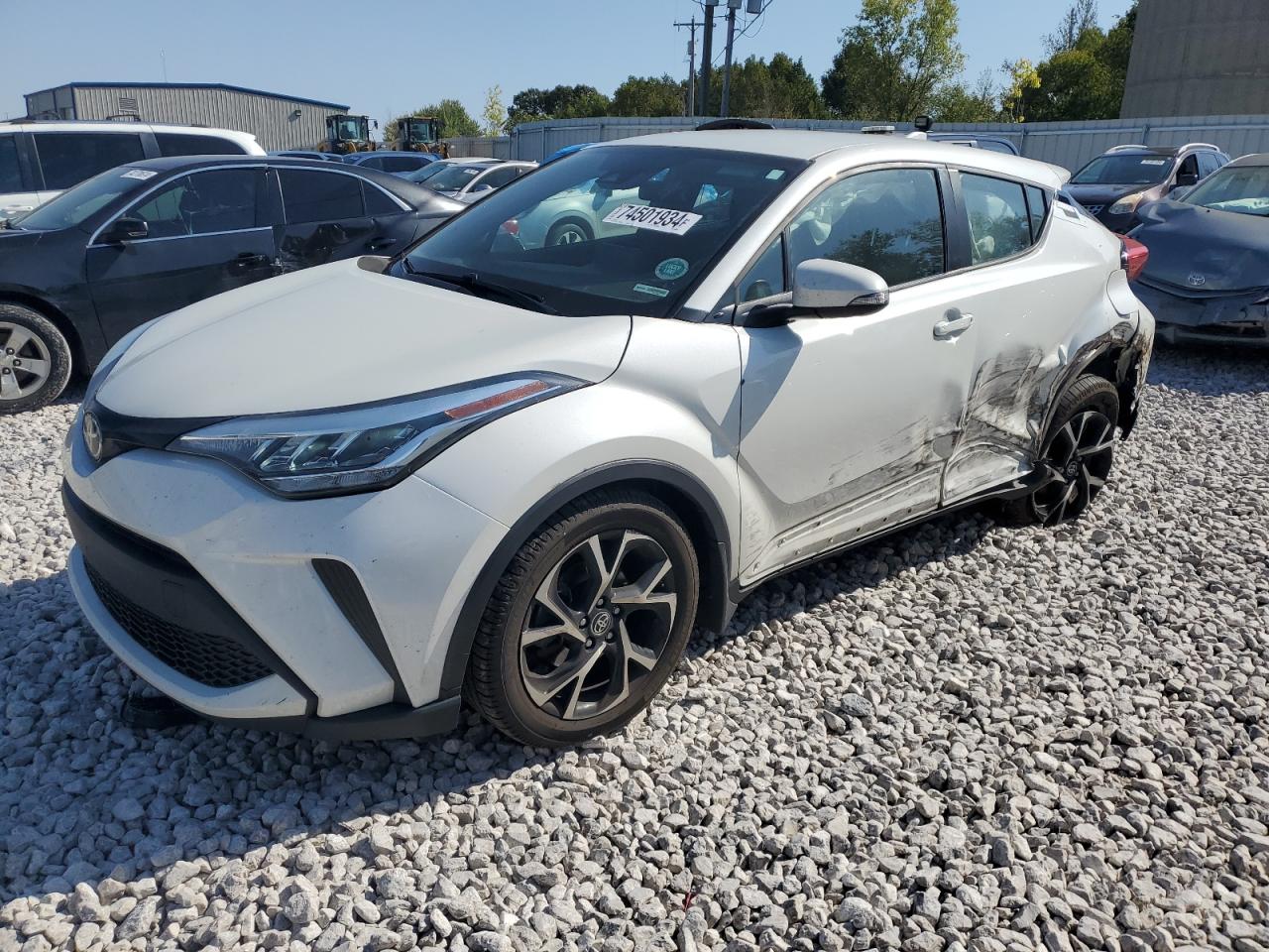 TOYOTA C-HR XLE 2021