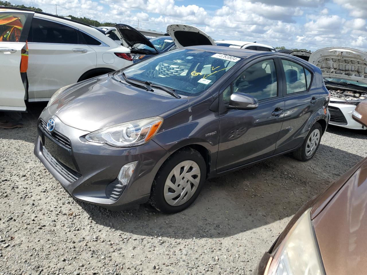 TOYOTA PRIUS C 2016