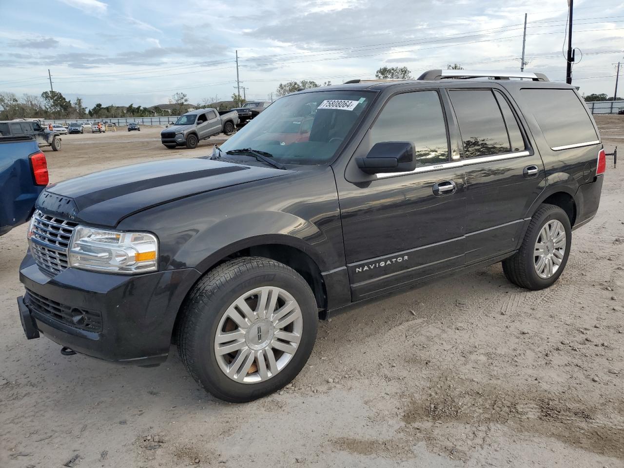 LINCOLN NAVIGATOR 2012