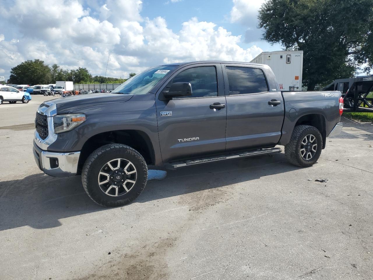 TOYOTA TUNDRA CRE 2018