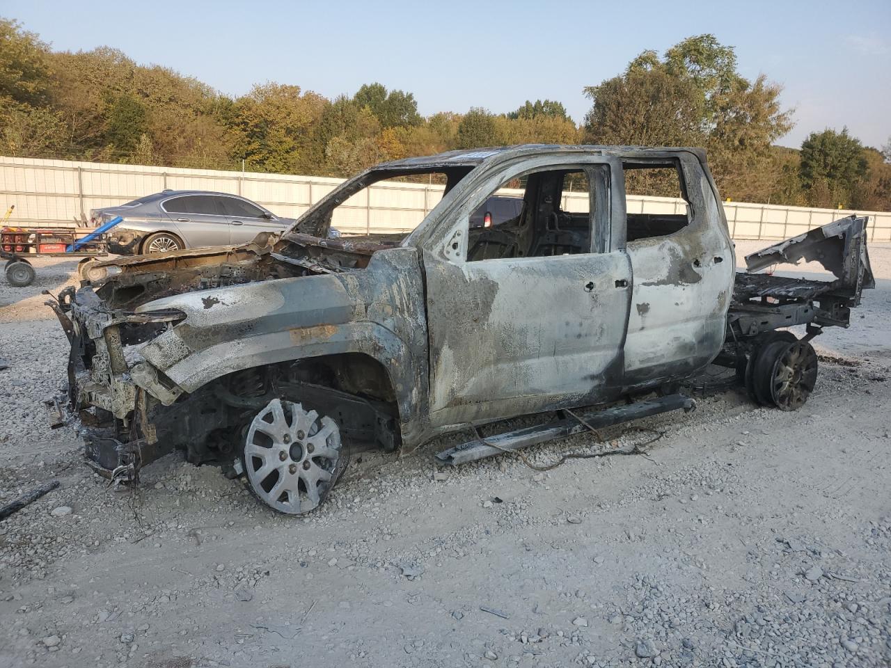 TOYOTA TACOMA DOU 2024