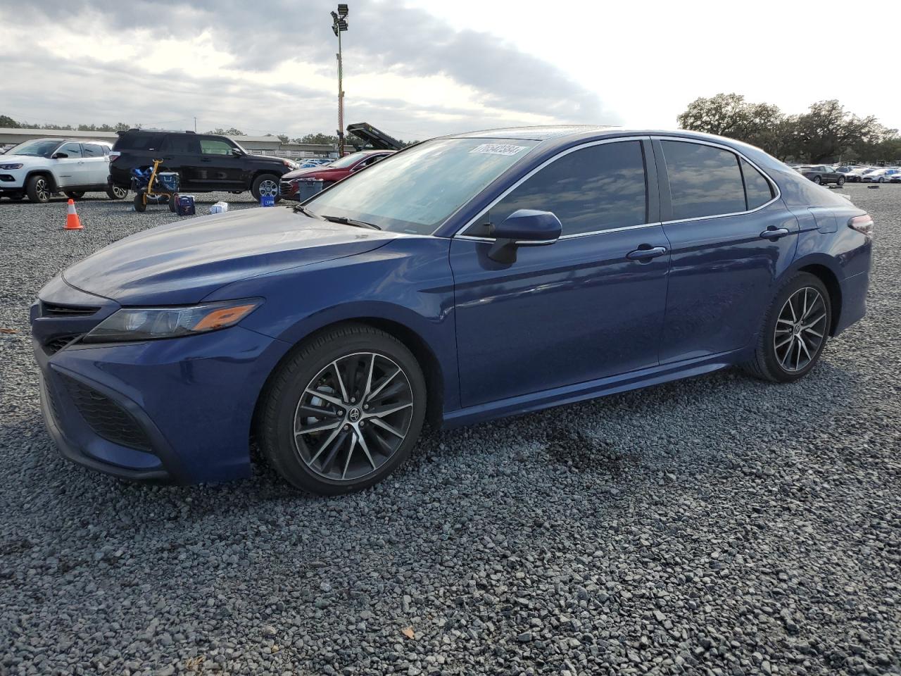 TOYOTA CAMRY SE N 2024