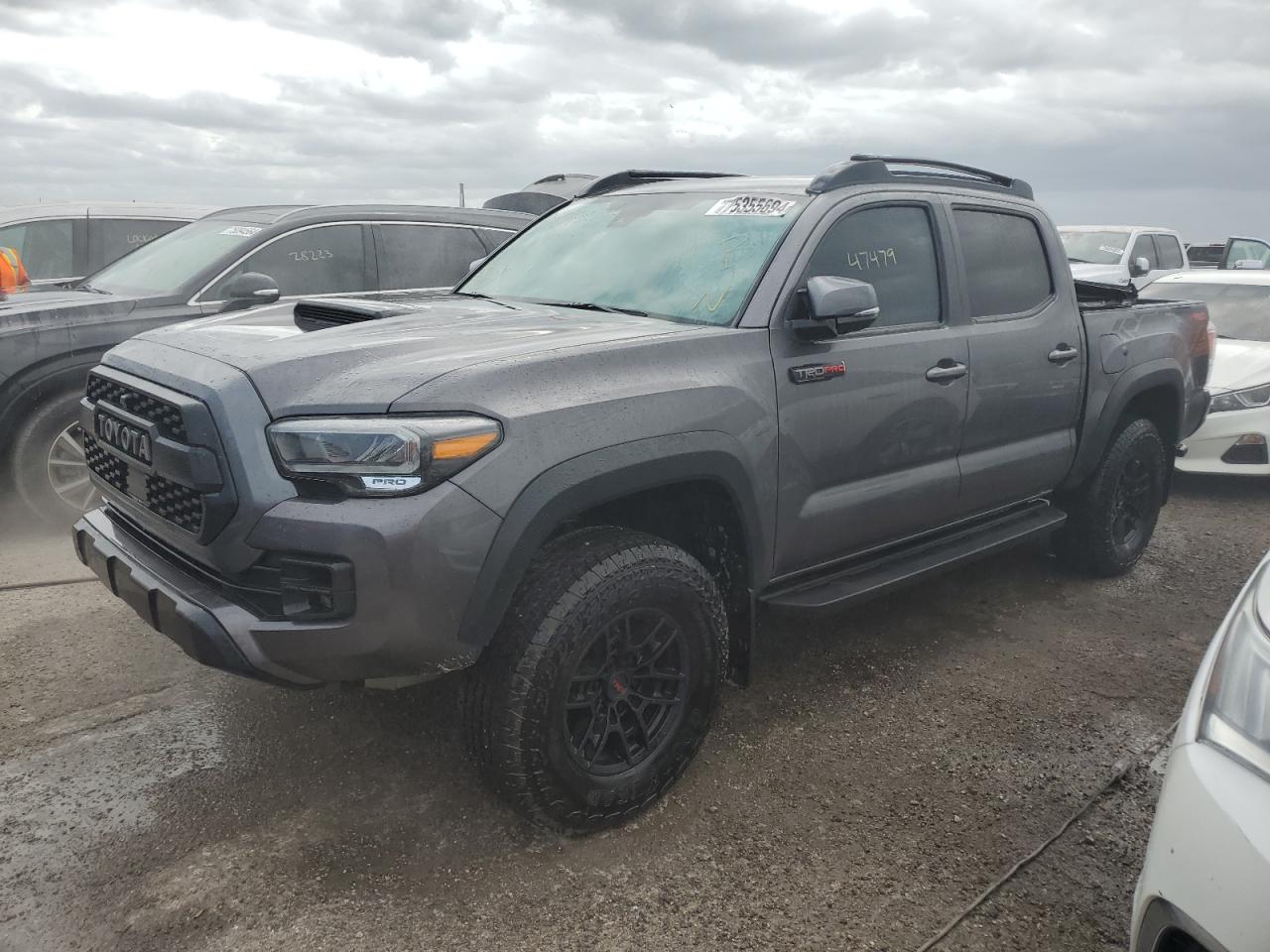 TOYOTA TACOMA DOU 2021