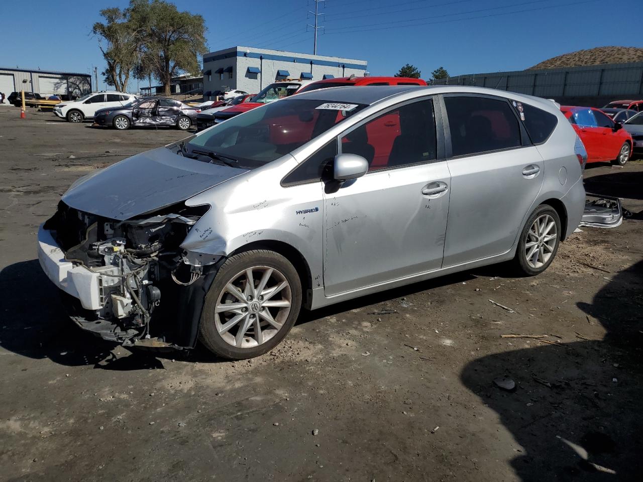 TOYOTA PRIUS V 2012