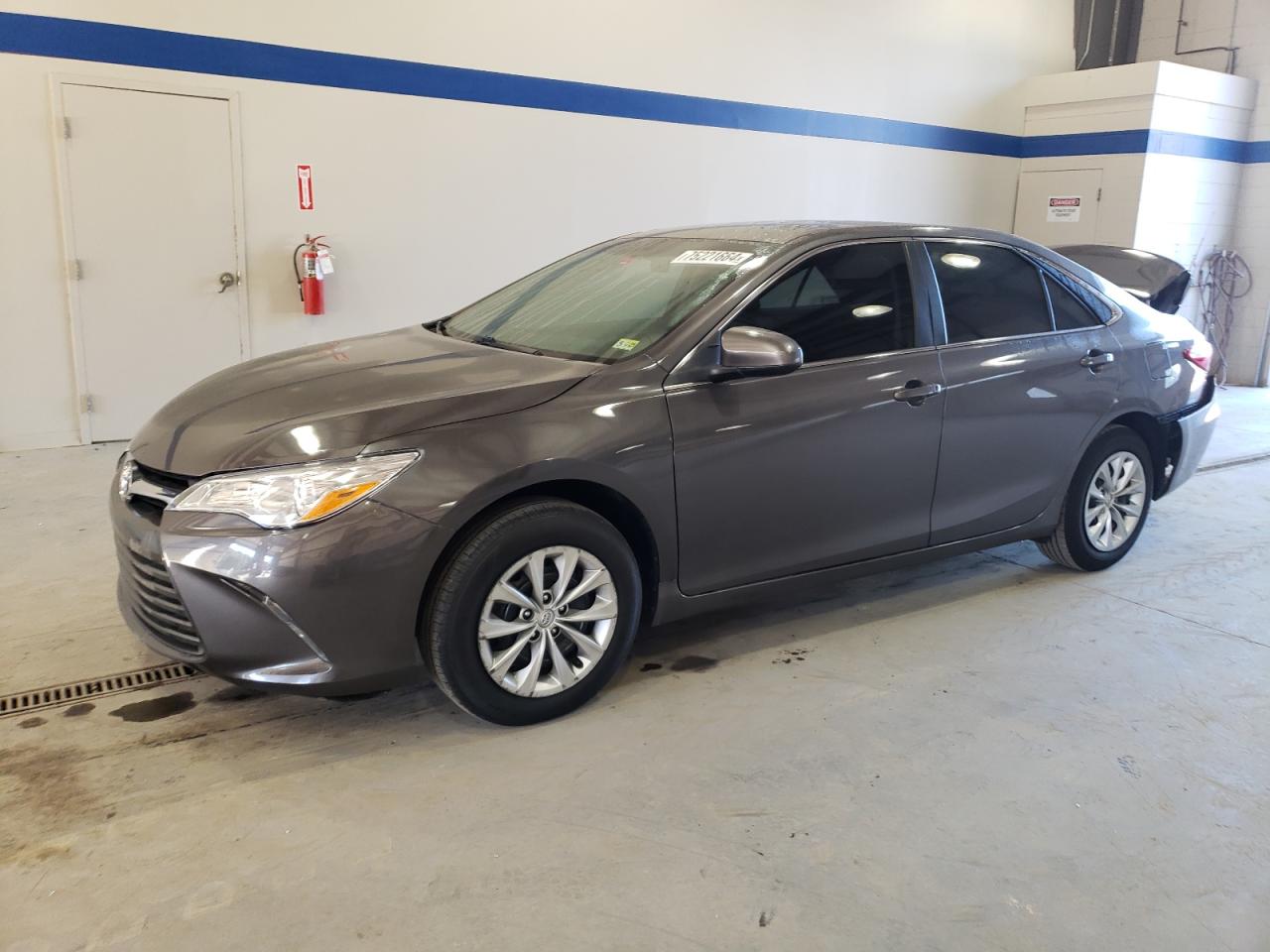 TOYOTA CAMRY LE 2017