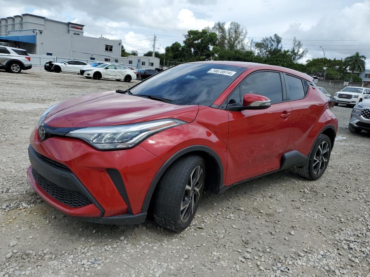 TOYOTA C-HR XLE 2021