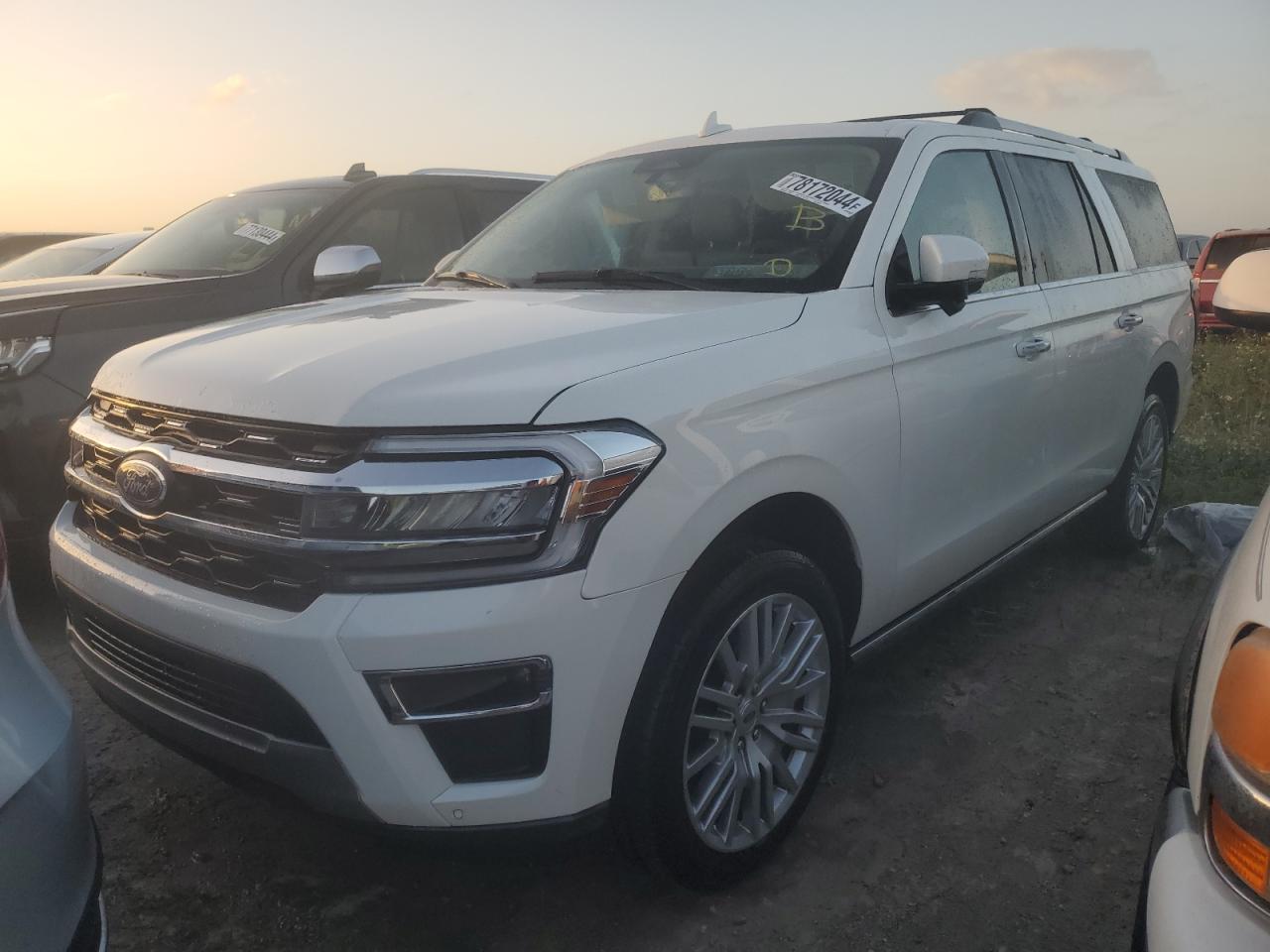 FORD EXPEDITION 2024