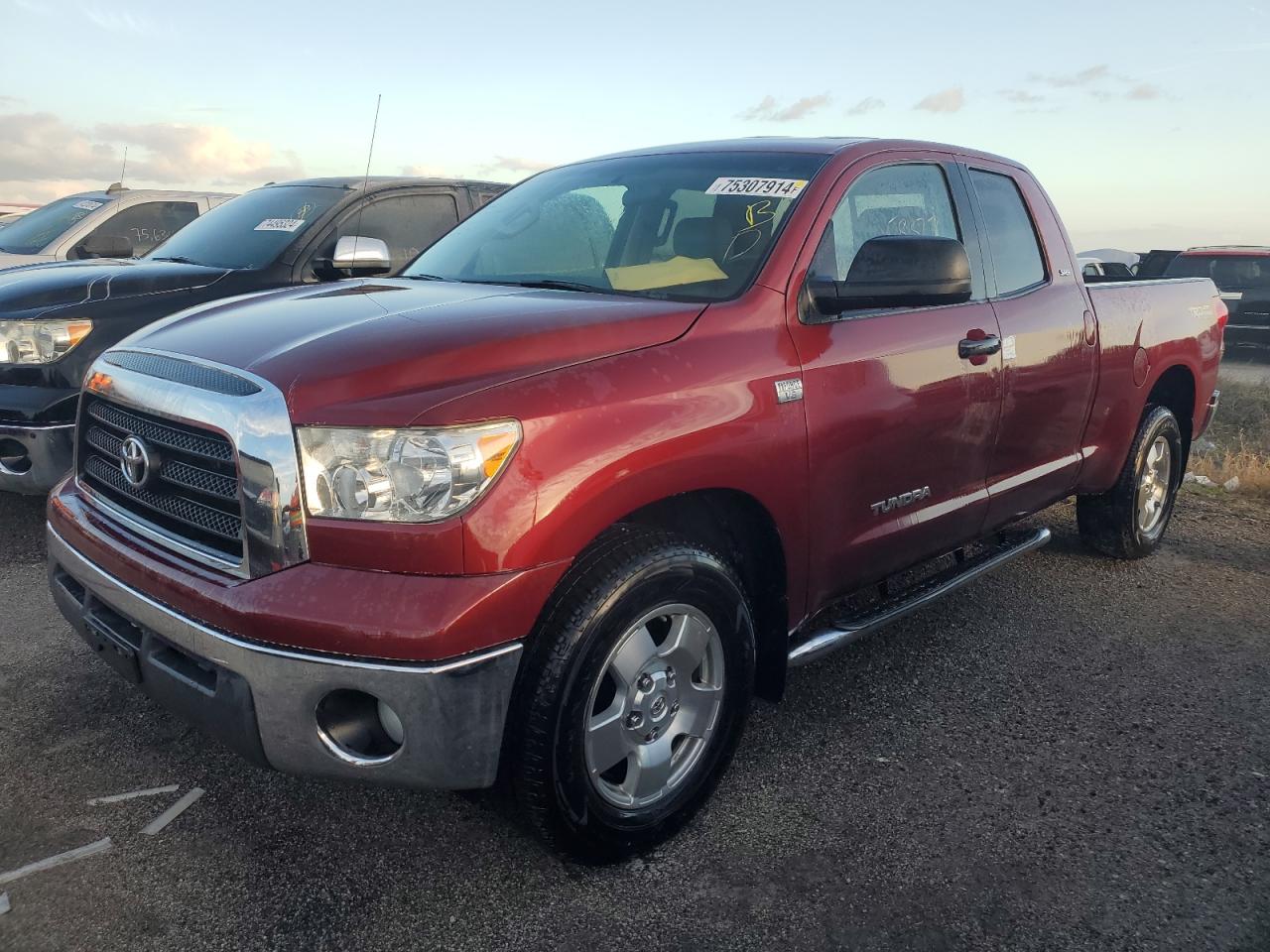 TOYOTA TUNDRA DOU 2007