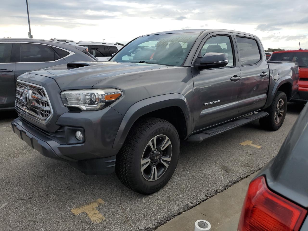 TOYOTA TACOMA DOU 2017