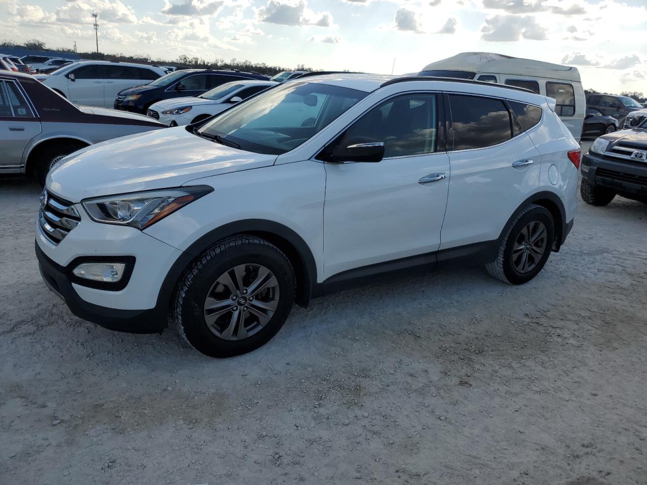 HYUNDAI SANTA FE S 2015