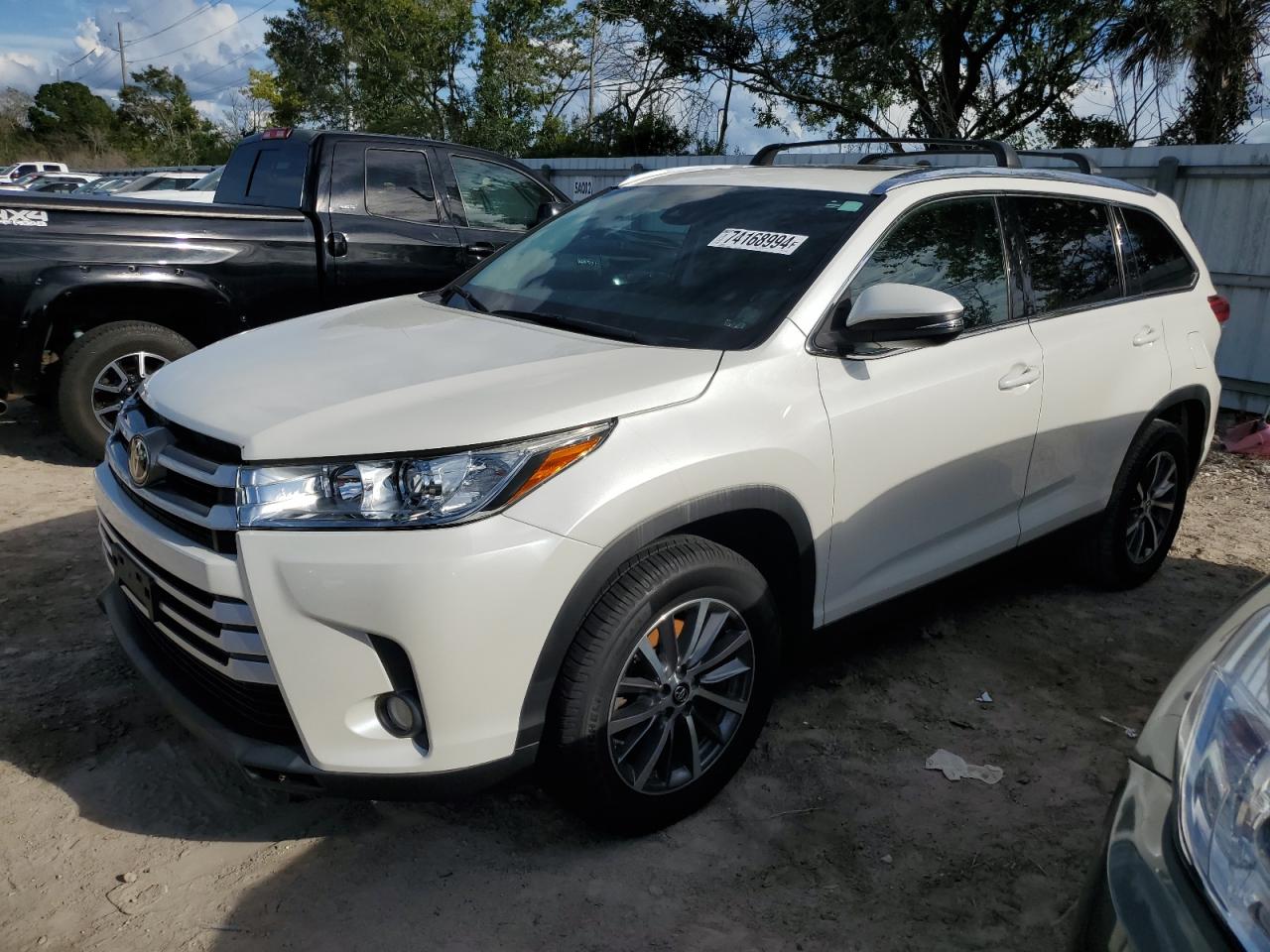 TOYOTA HIGHLANDER 2019