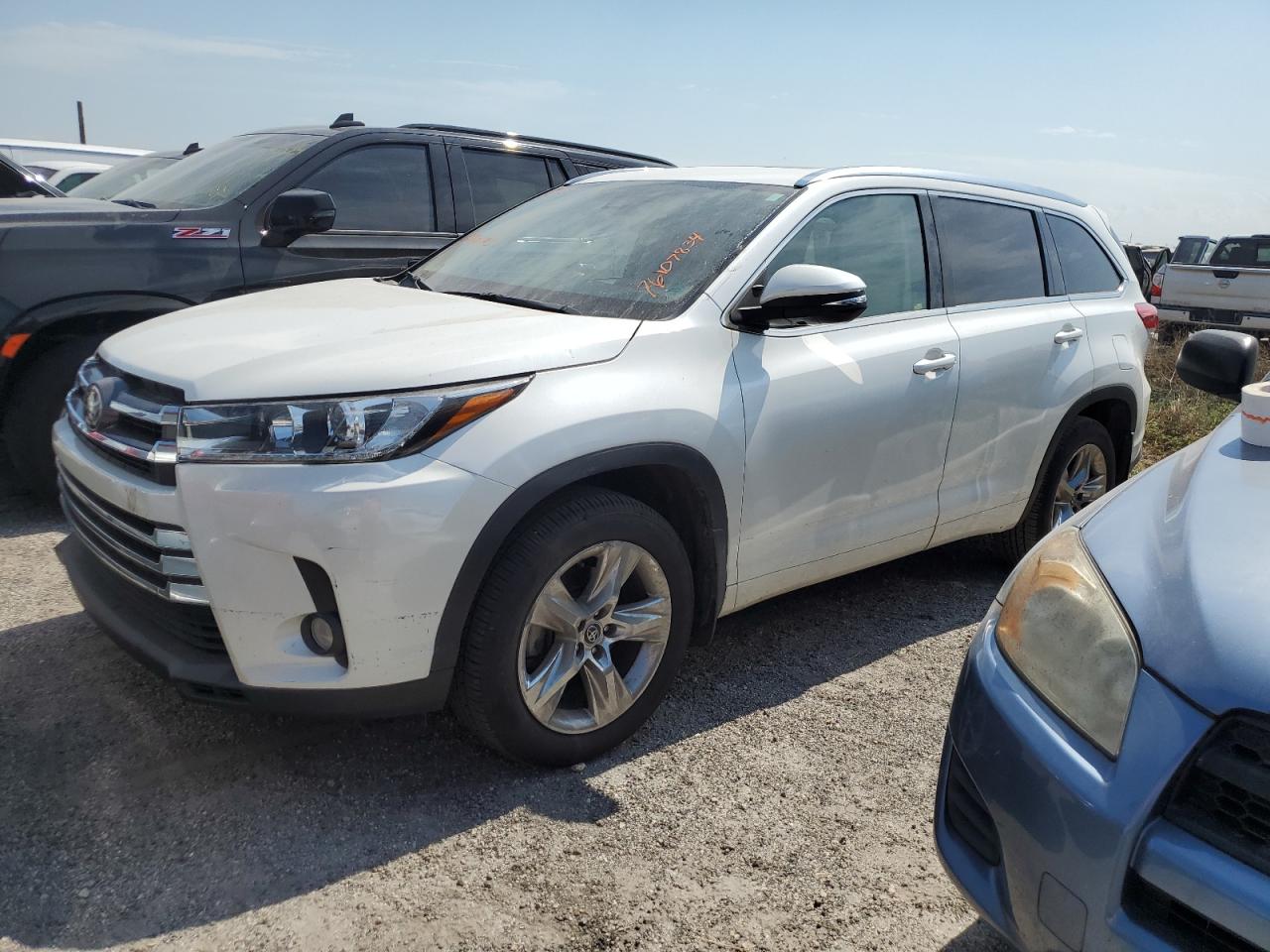 TOYOTA HIGHLANDER 2018