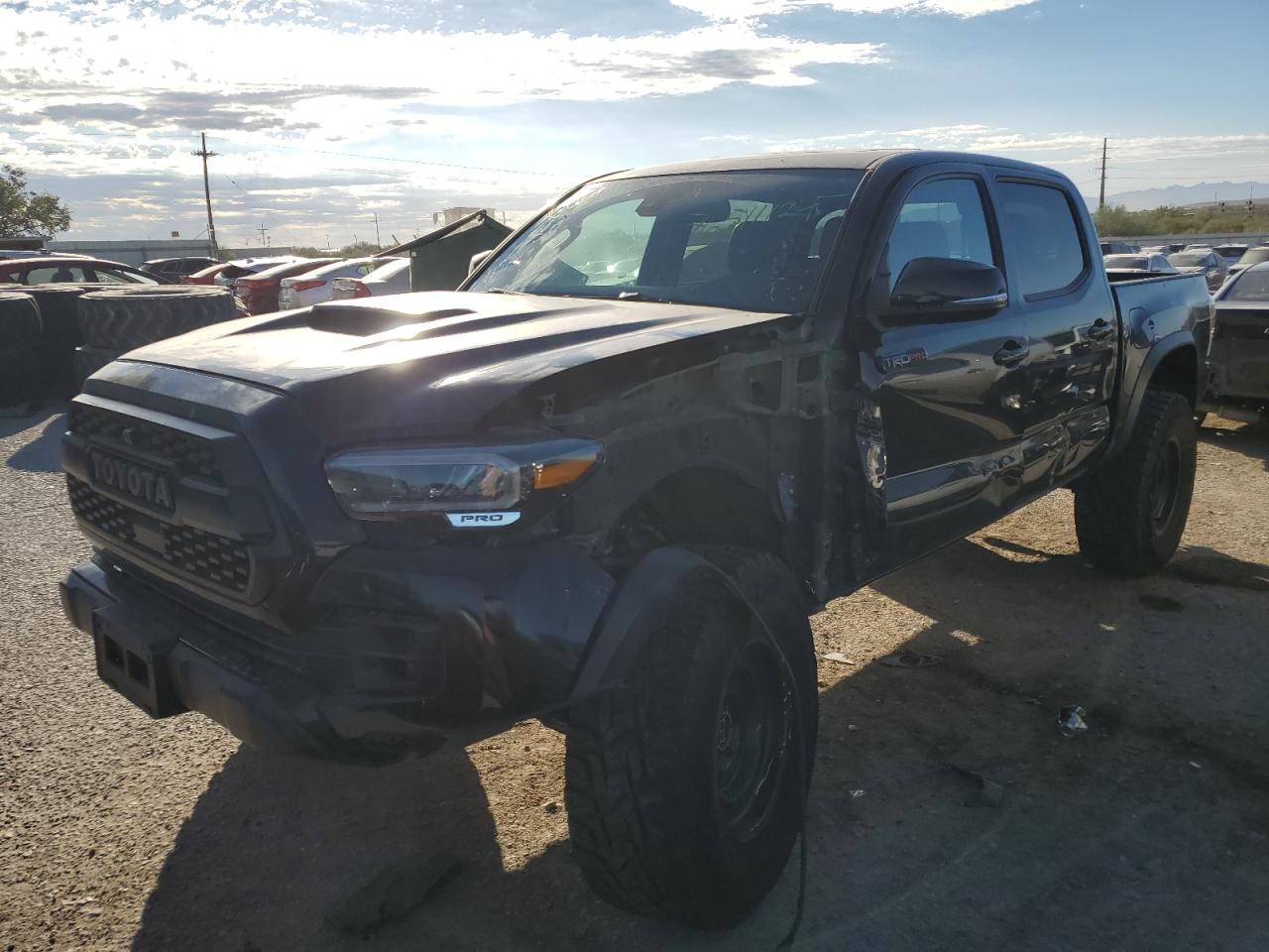 TOYOTA TACOMA DOU 2020