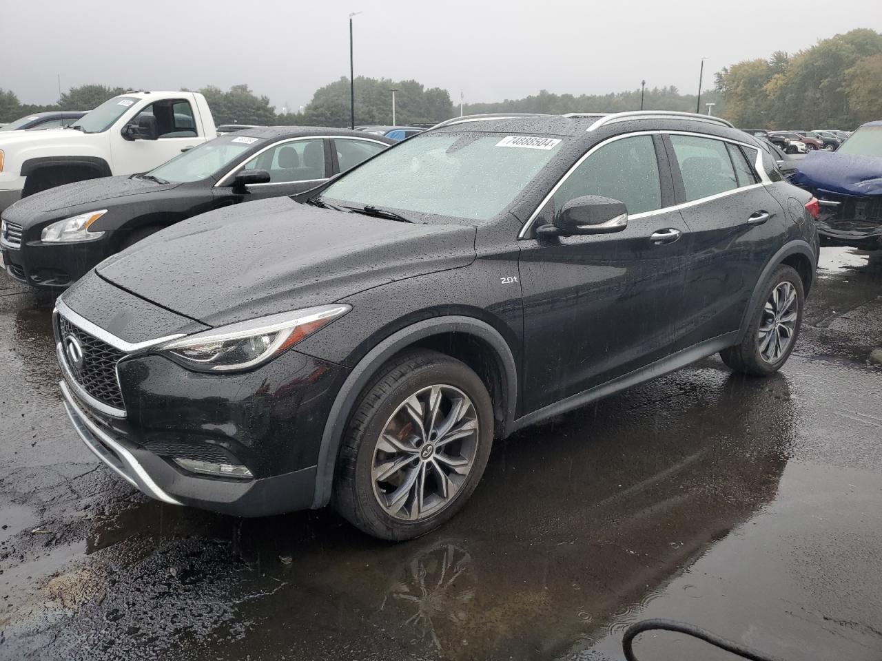 INFINITI QX30 BASE 2017