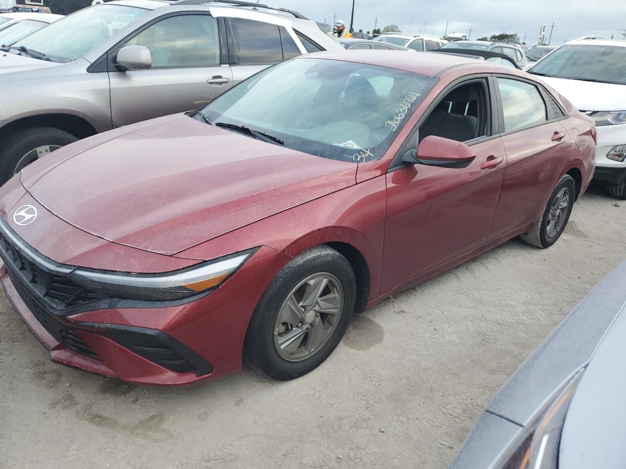 HYUNDAI ELANTRA SE 2024