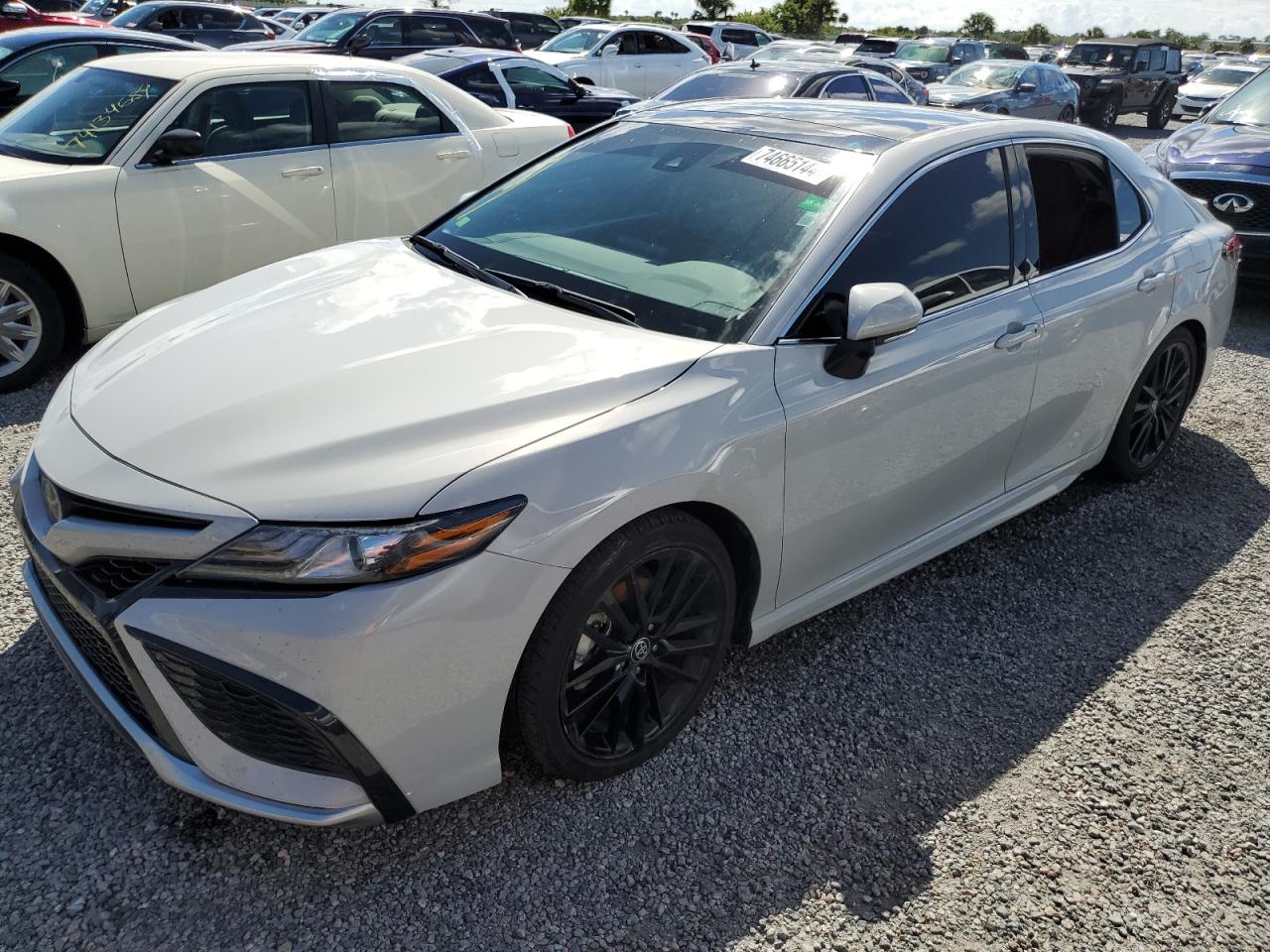 TOYOTA CAMRY XSE 2023