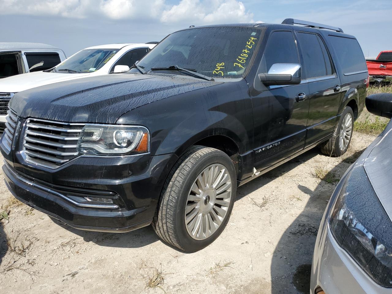 LINCOLN NAVIGATOR 2015
