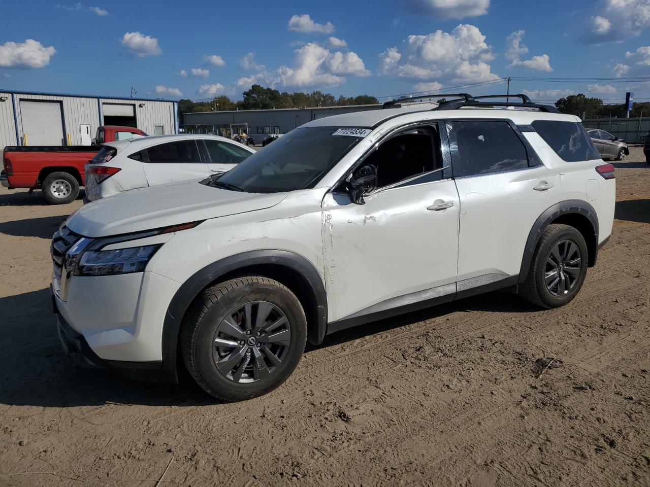 NISSAN PATHFINDER 2022