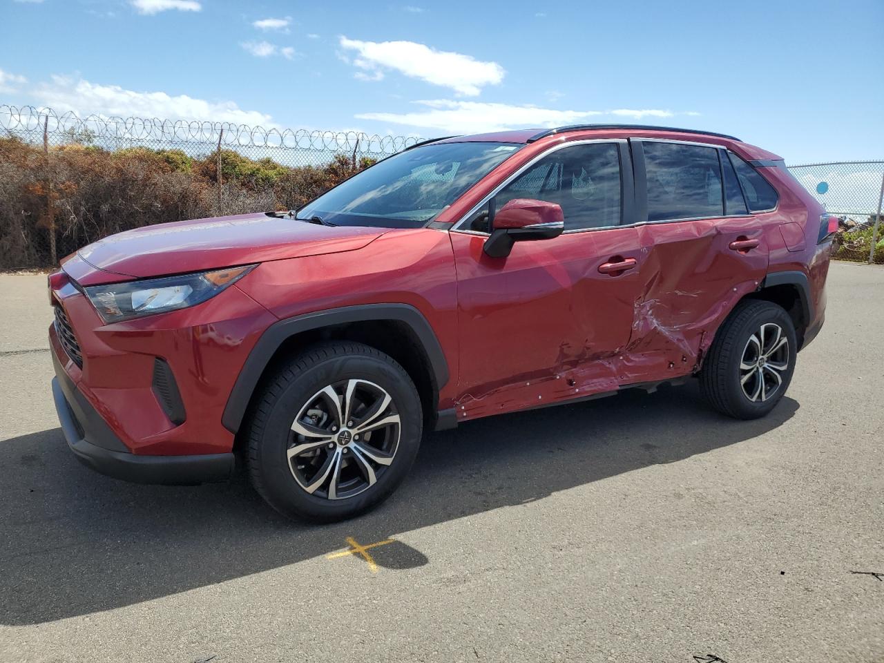 TOYOTA RAV4 LE 2021