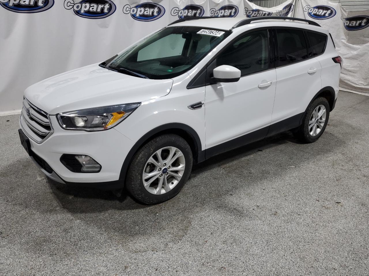 FORD ESCAPE SE 2018
