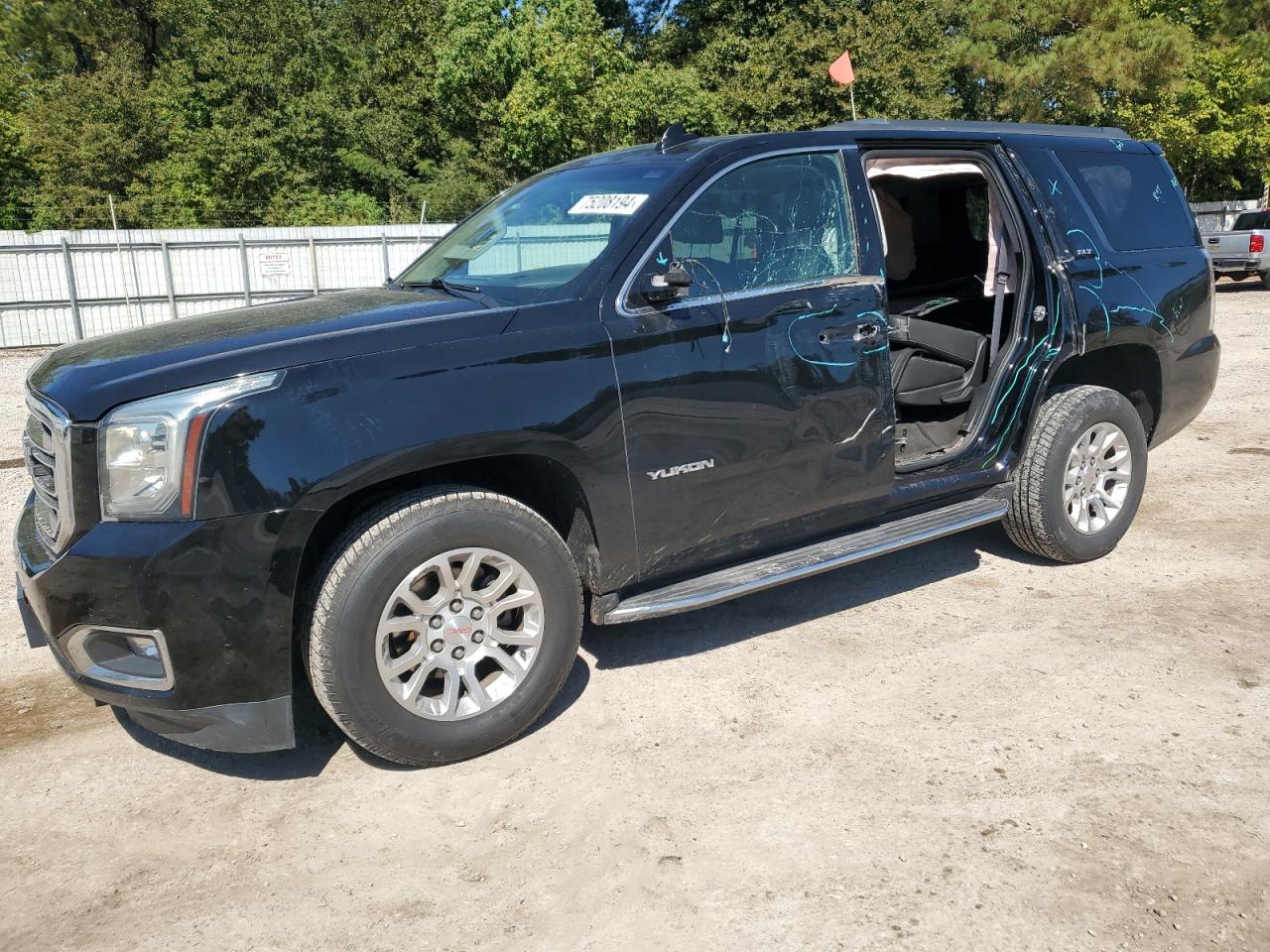 GMC YUKON SLT 2018