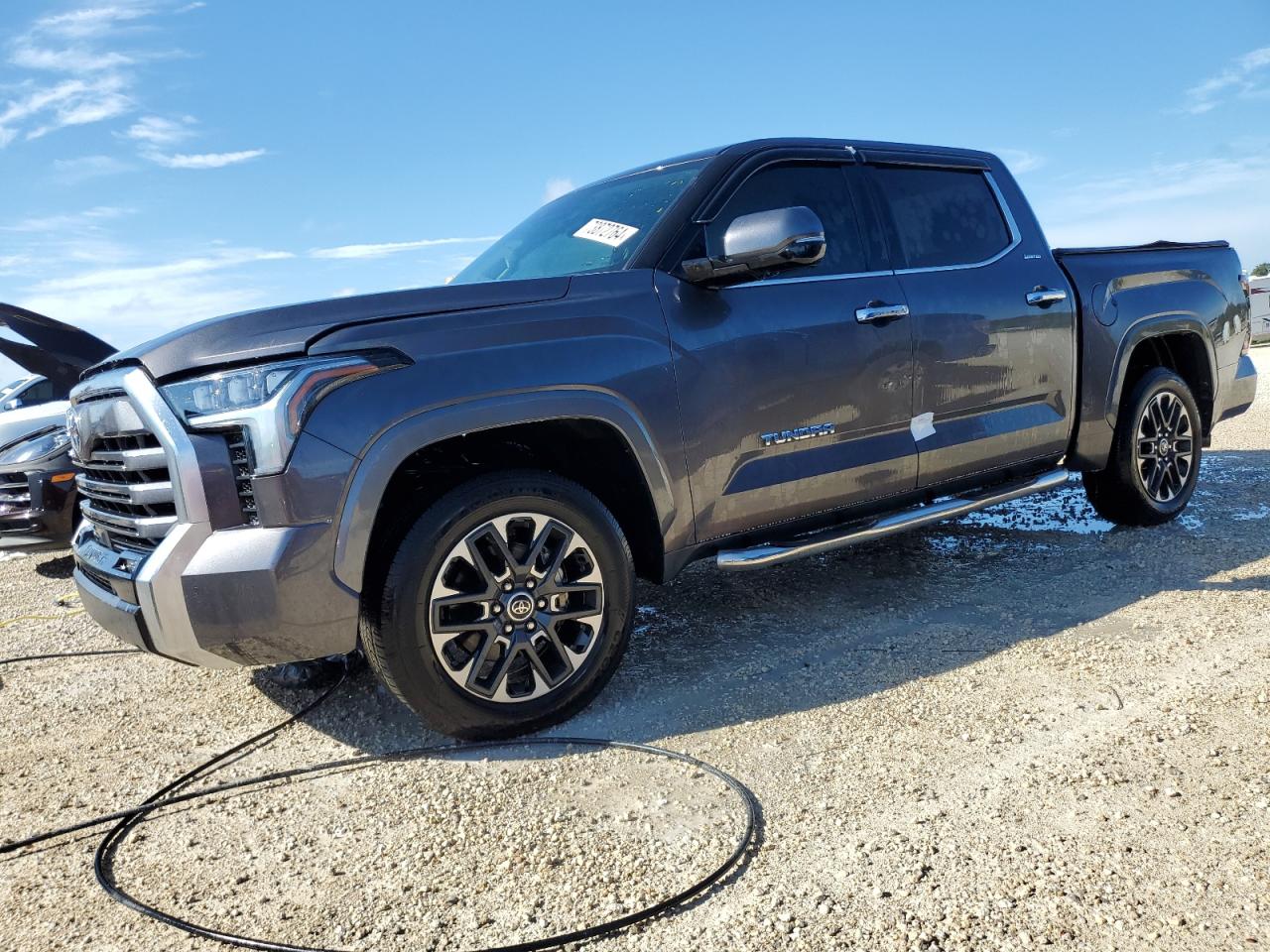 TOYOTA TUNDRA CRE 2022