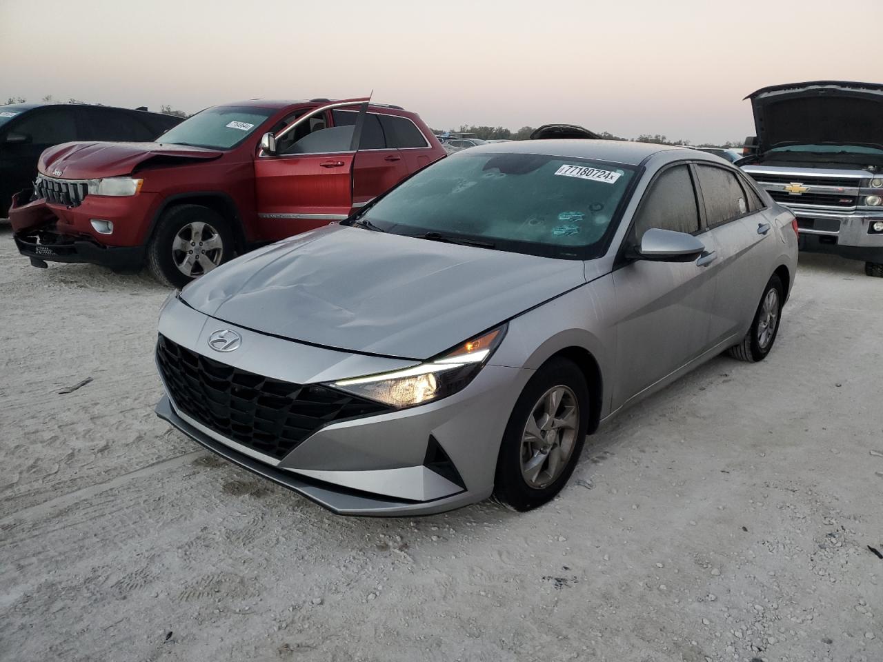 HYUNDAI ELANTRA SE 2021