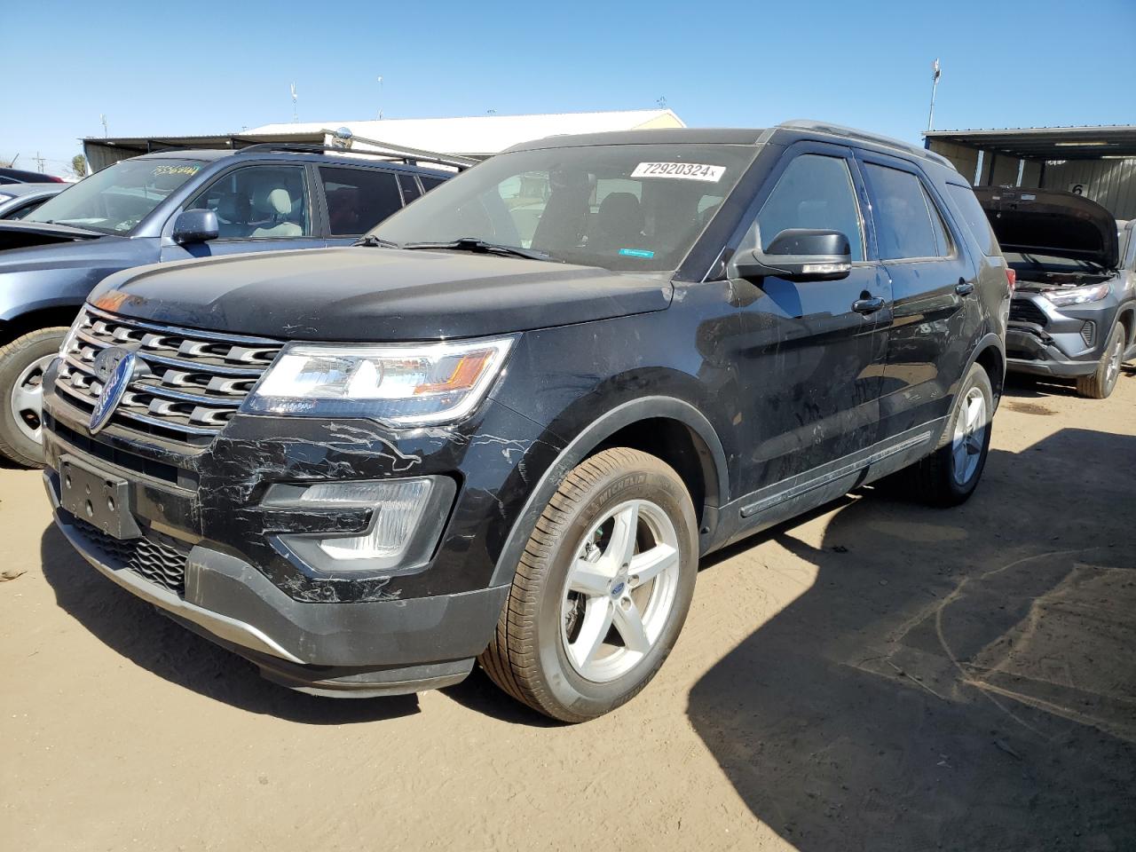 FORD EXPLORER X 2017