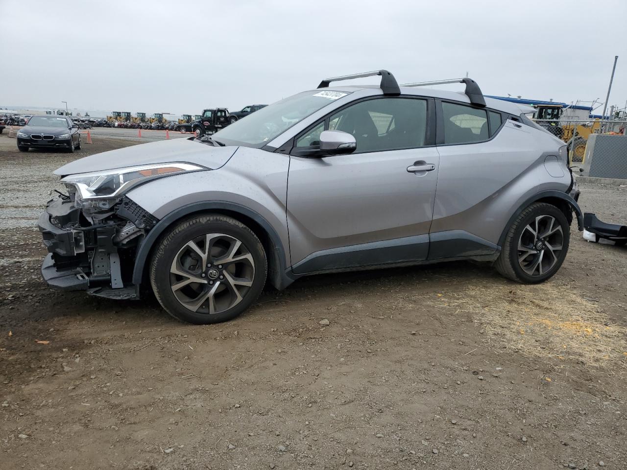 TOYOTA C-HR XLE 2019