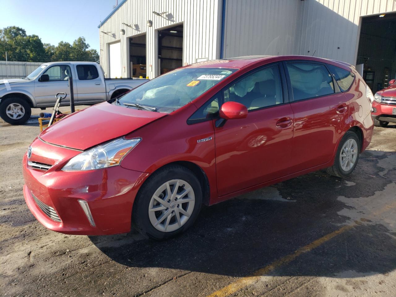 TOYOTA PRIUS V 2014