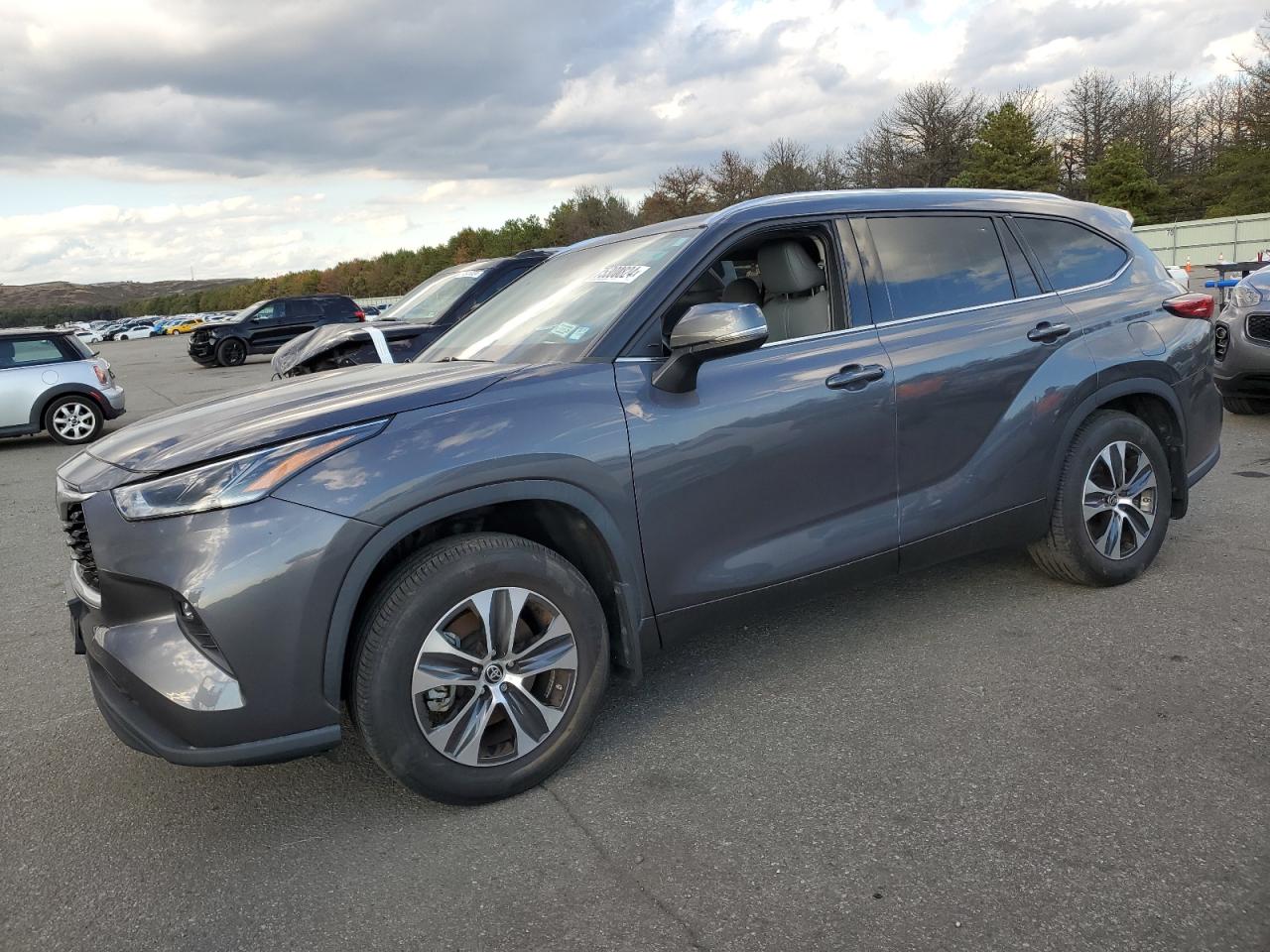TOYOTA HIGHLANDER 2021