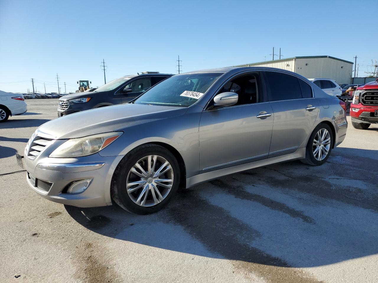 HYUNDAI GENESIS 4. 2012