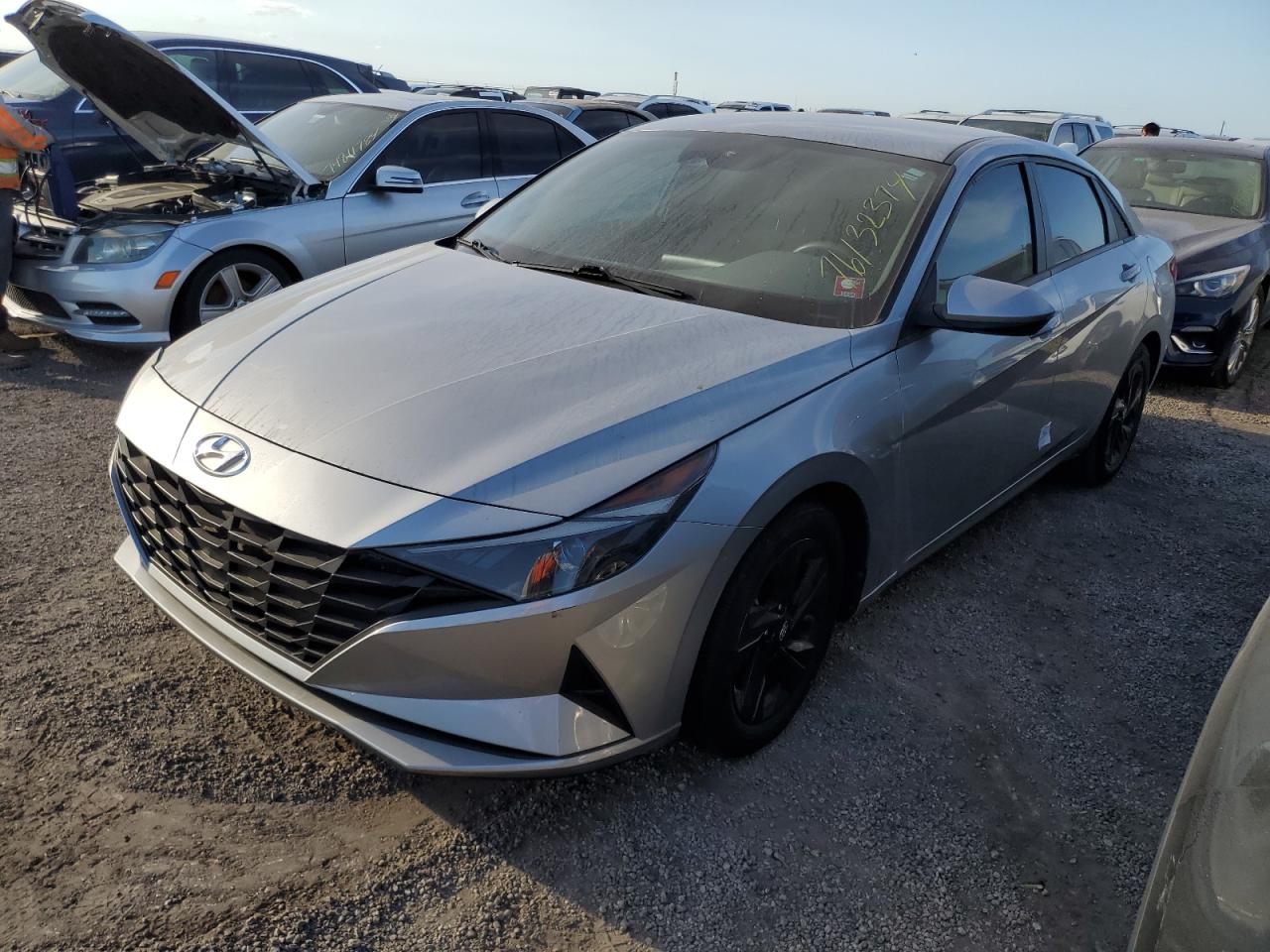 HYUNDAI ELANTRA SE 2023