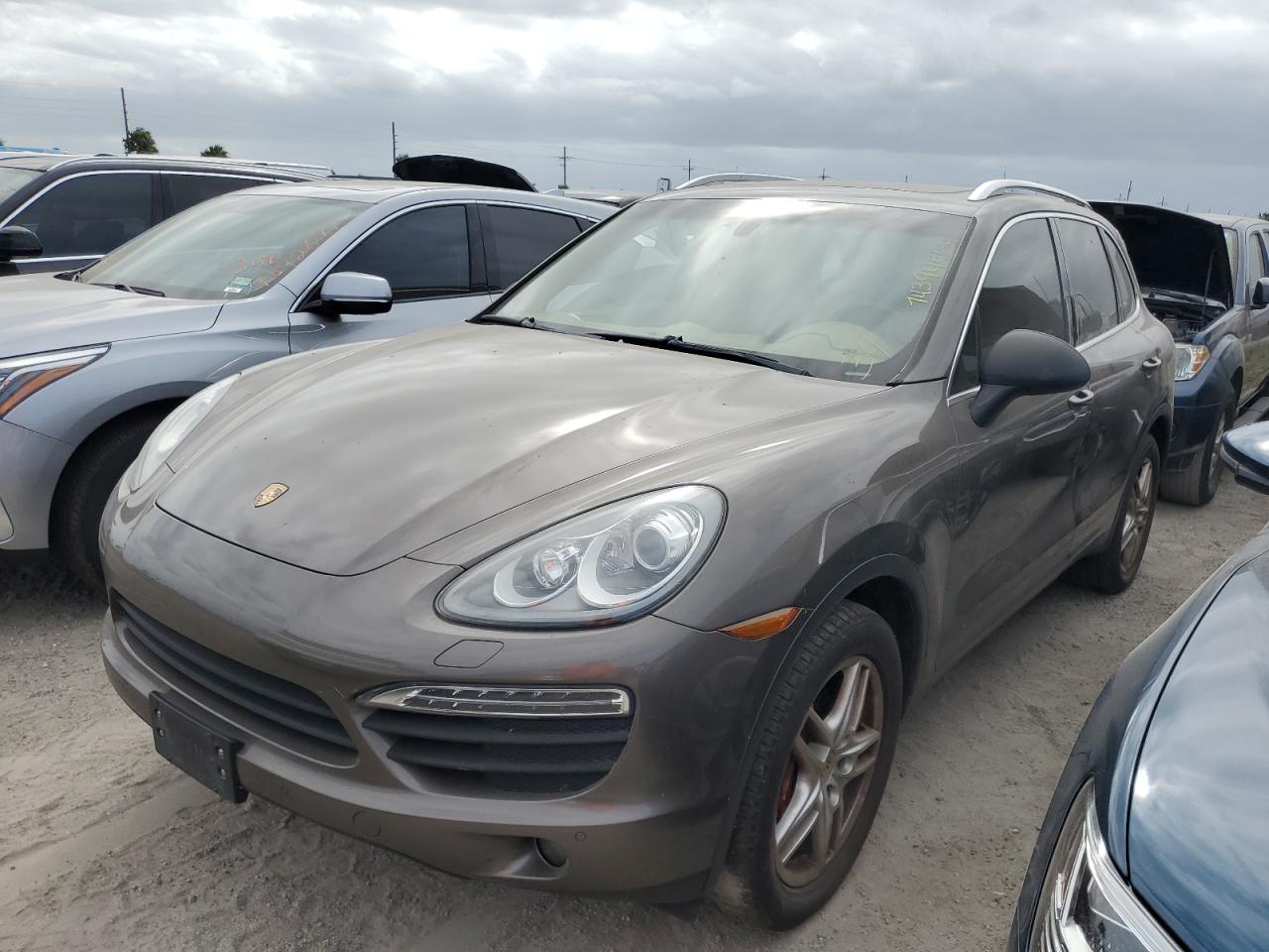 PORSCHE CAYENNE 2014