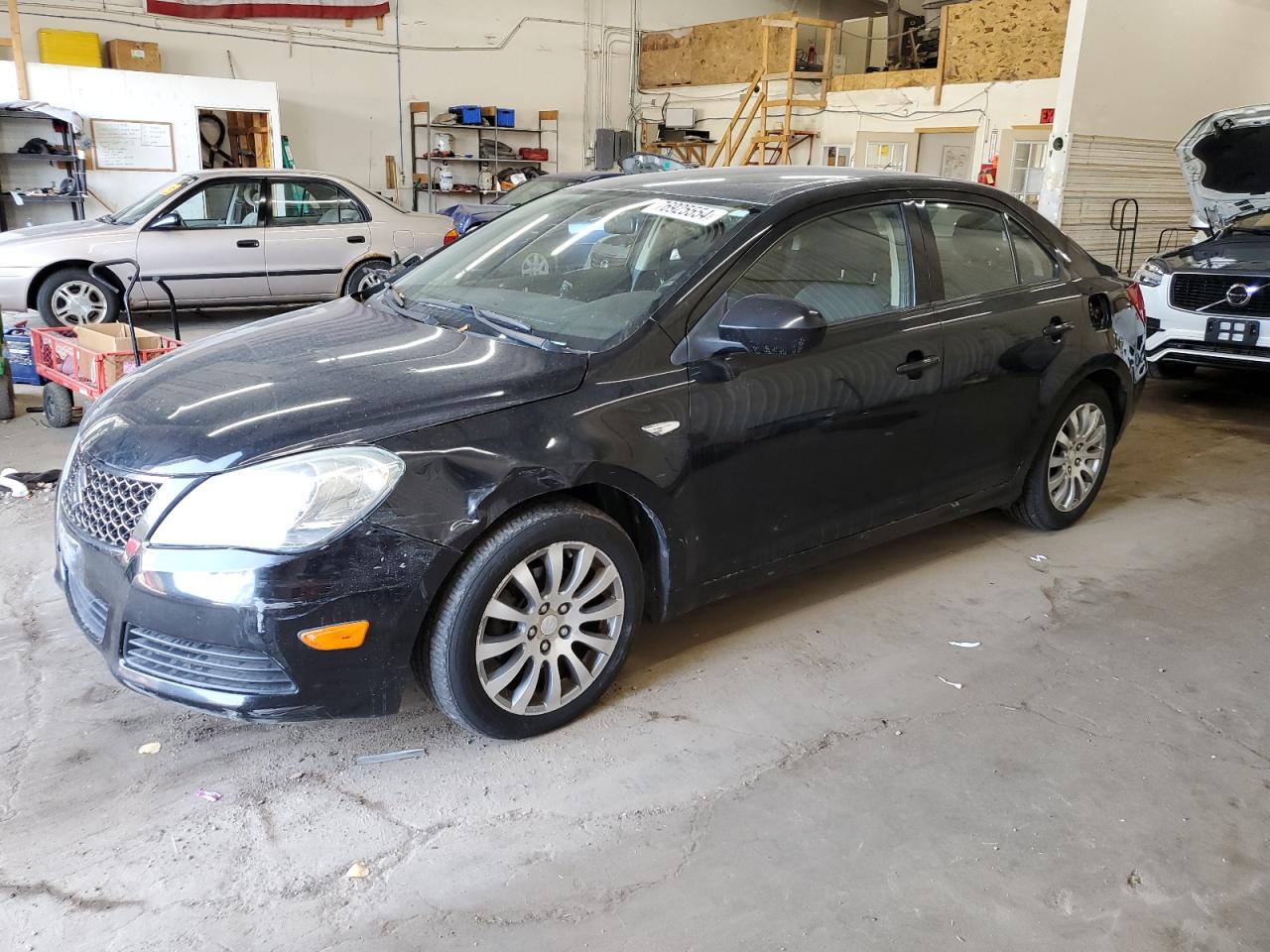 SUZUKI KIZASHI SE 2010