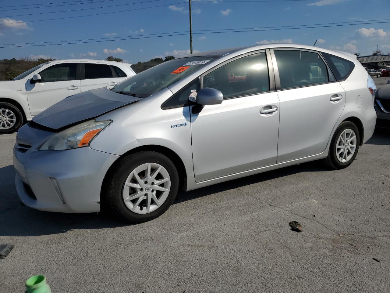 TOYOTA PRIUS V 2013