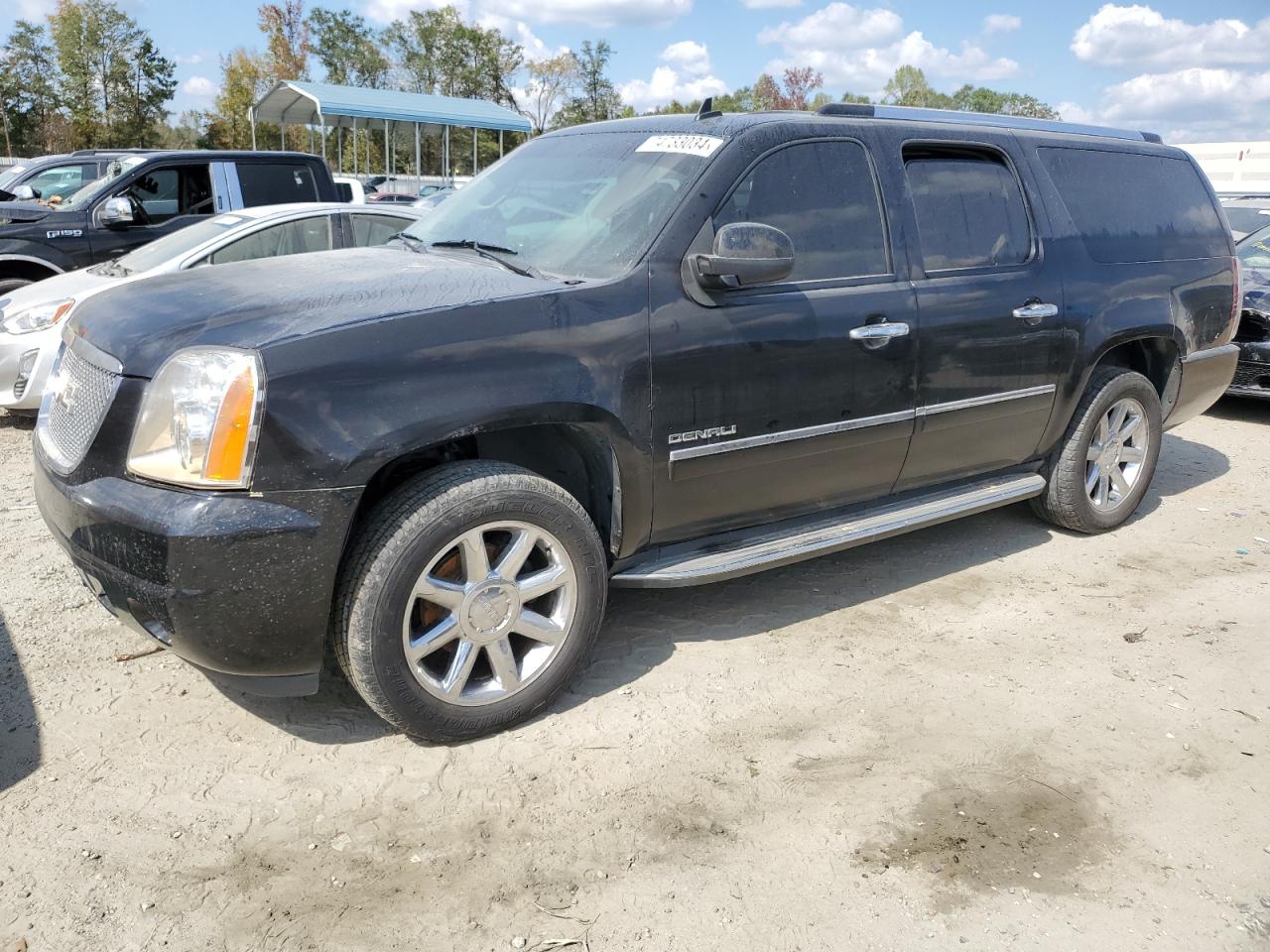 GMC YUKON XL D 2010