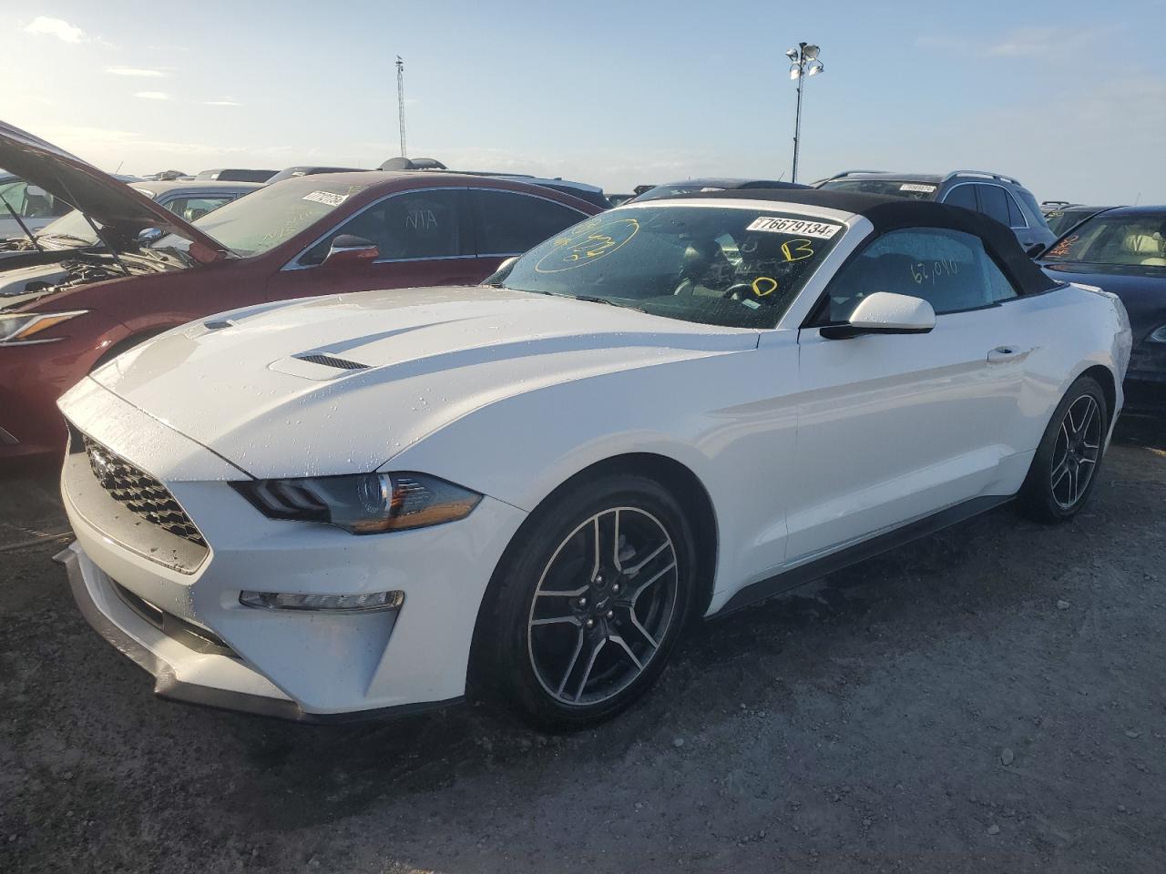 FORD MUSTANG 2021