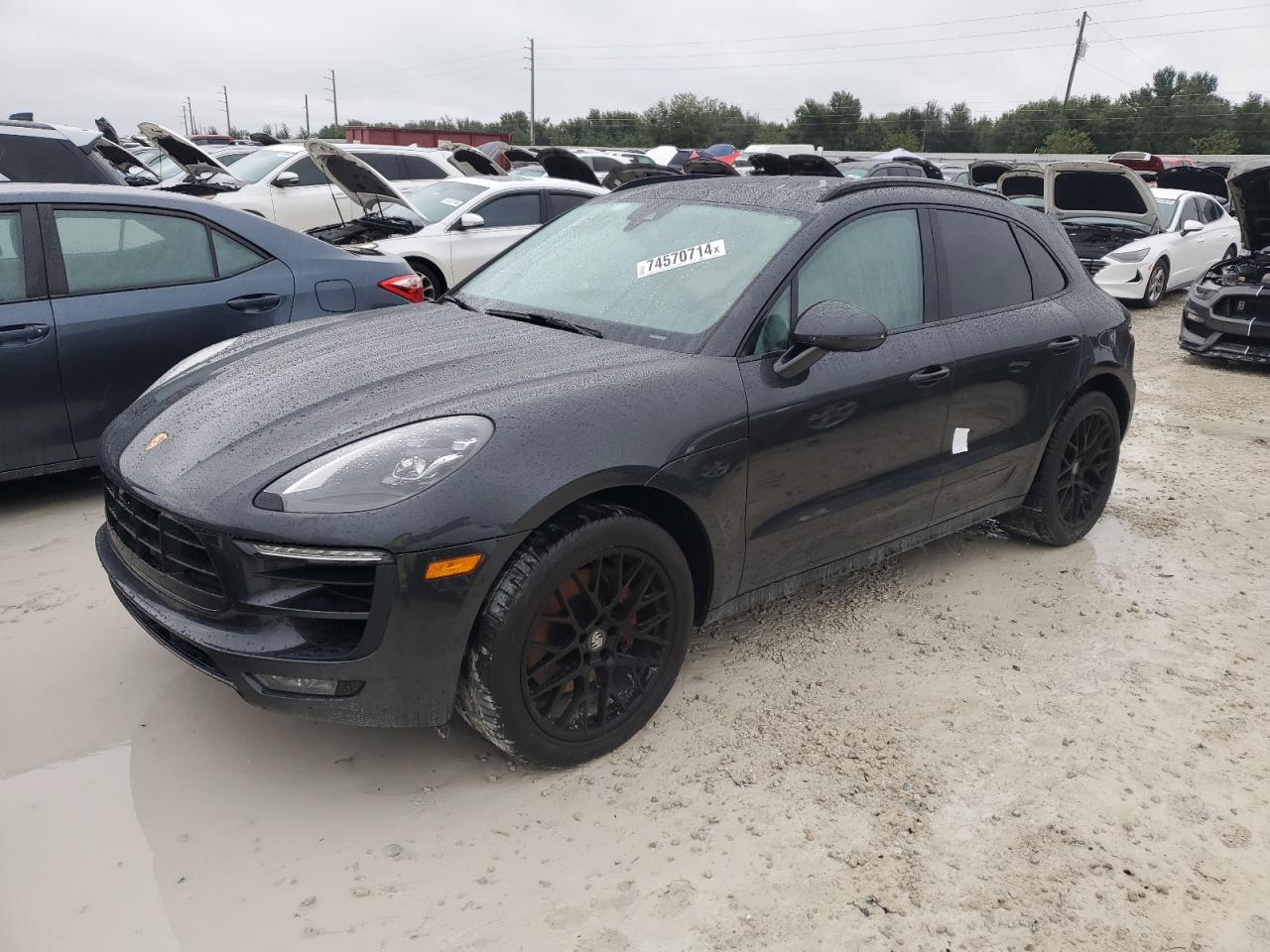 PORSCHE MACAN GTS 2018