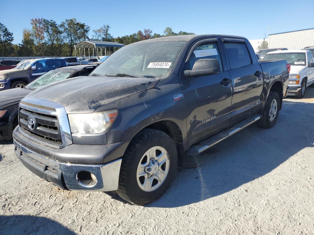 TOYOTA TUNDRA CRE 2011