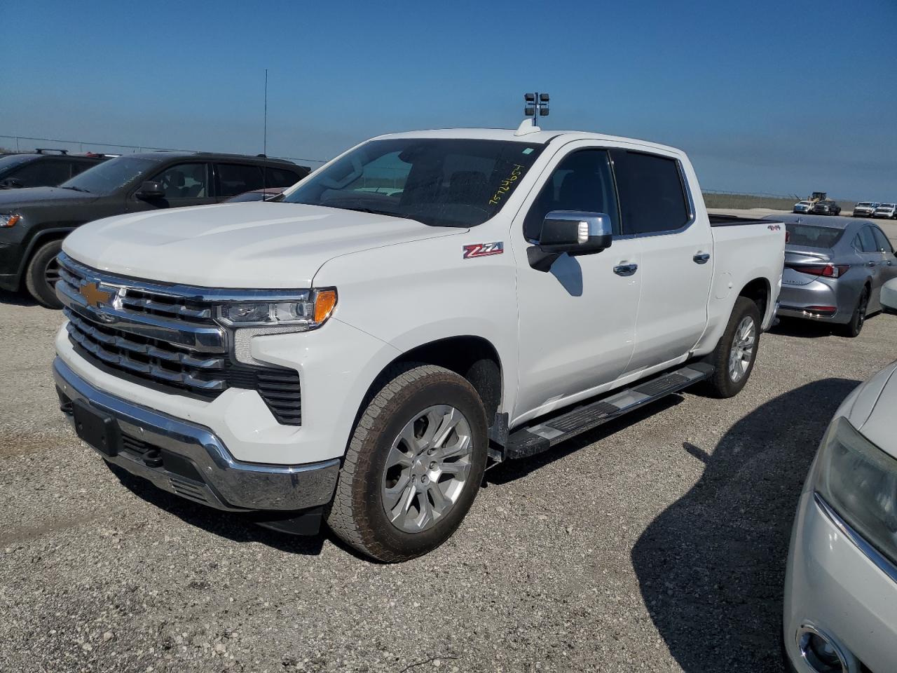 CHEVROLET SILVERADO 2024
