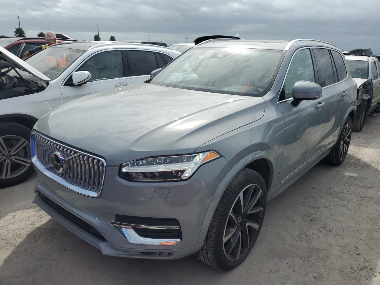 VOLVO XC90 PLUS 2024