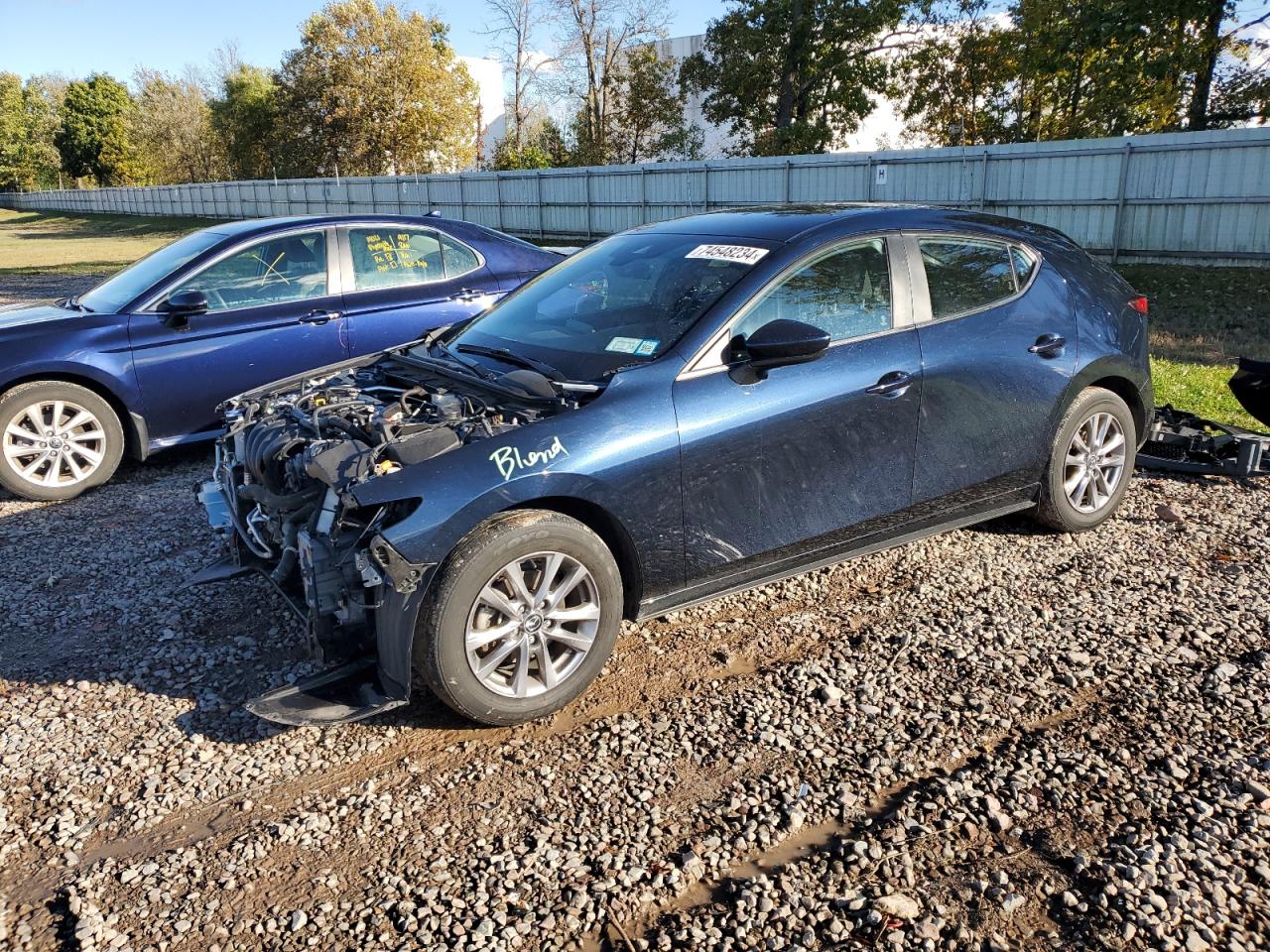 MAZDA 3 2022