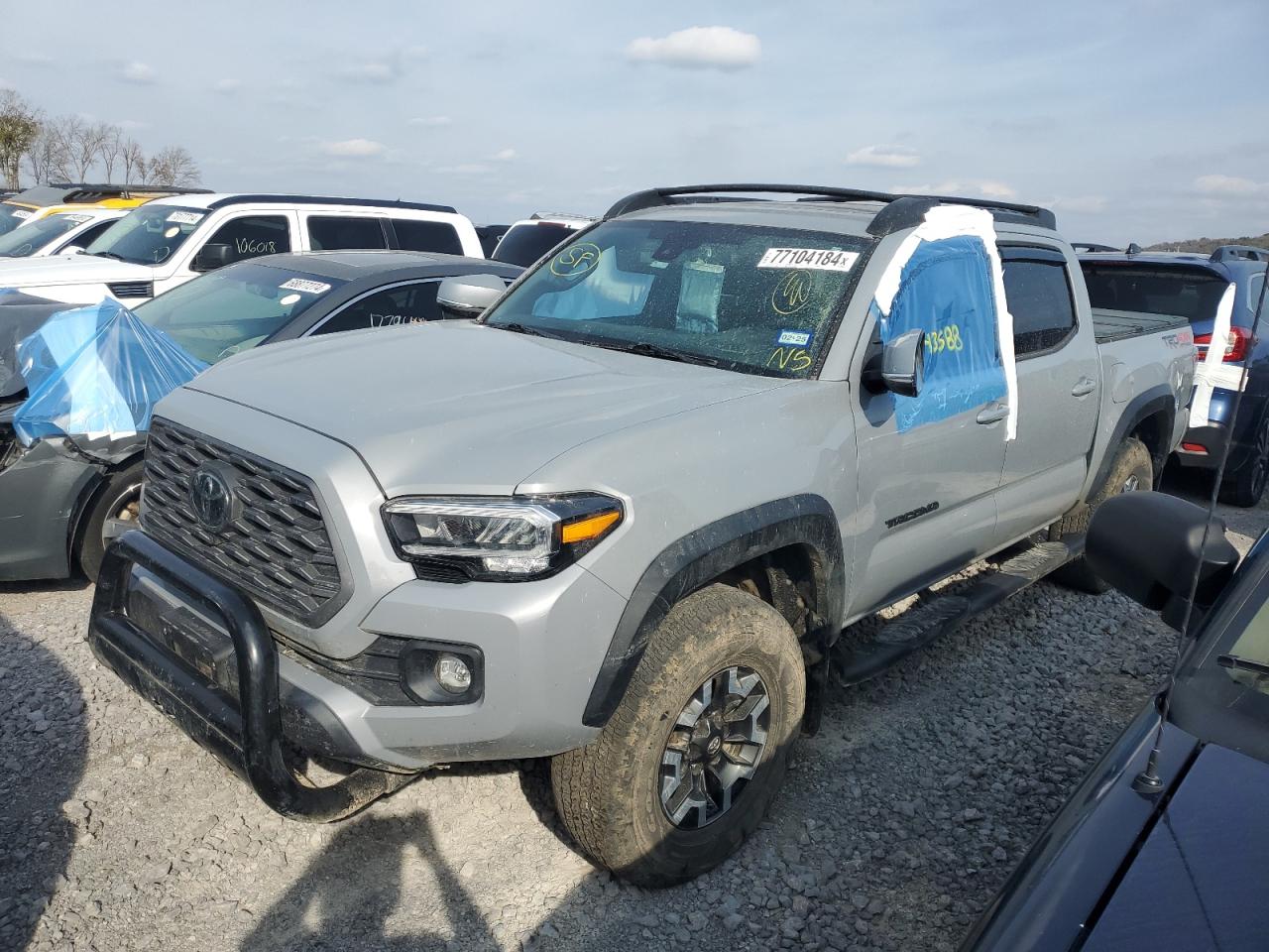 TOYOTA TACOMA DOU 2021