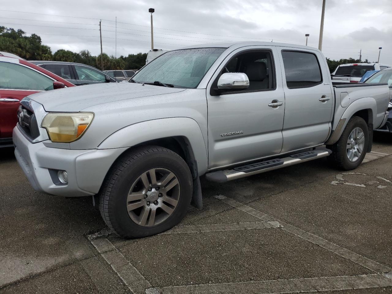 TOYOTA TACOMA DOU 2013