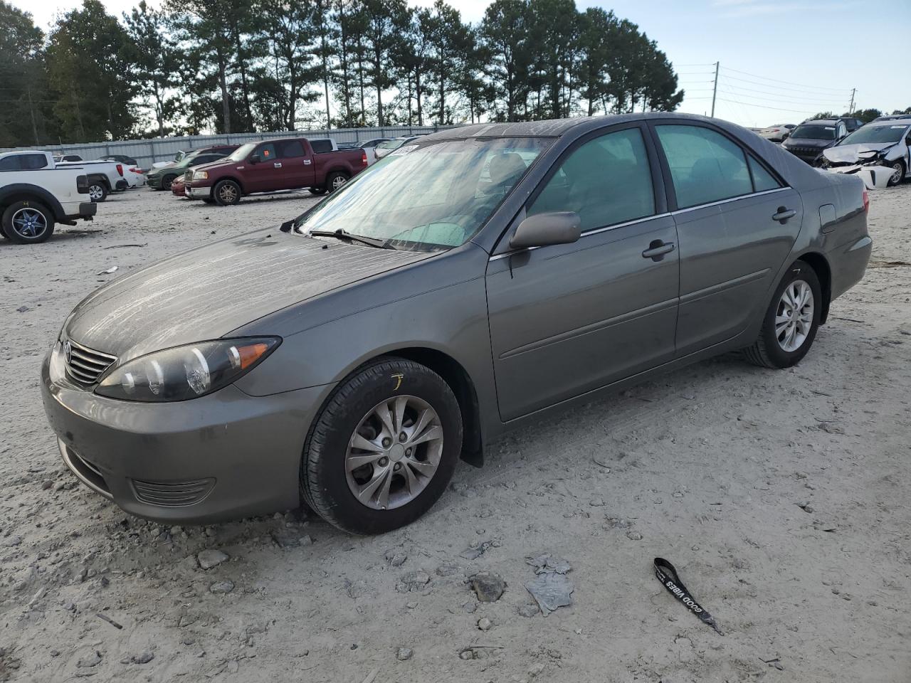 TOYOTA CAMRY LE 2005